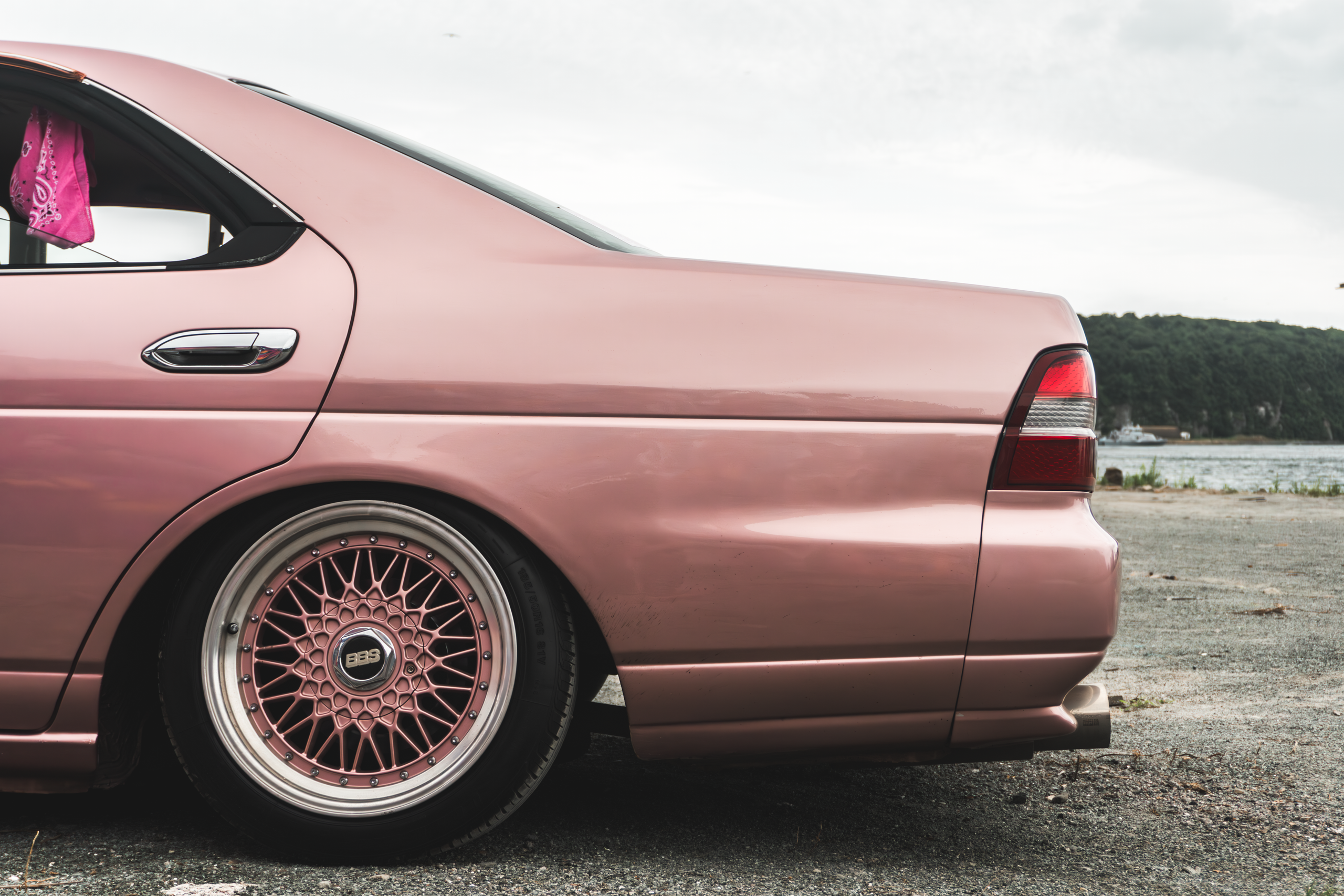 Nissan Laurel C35: на розовых движениях