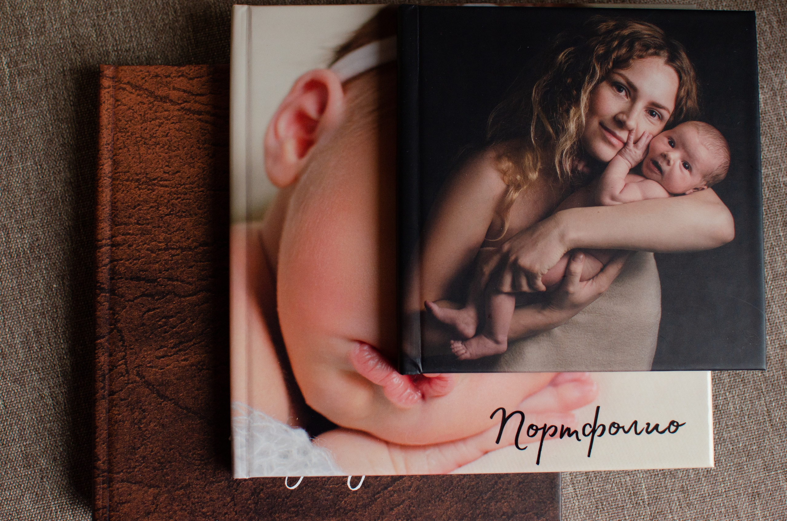 Фотокниги. Photographer of newborns and children up to a year in Montenegro