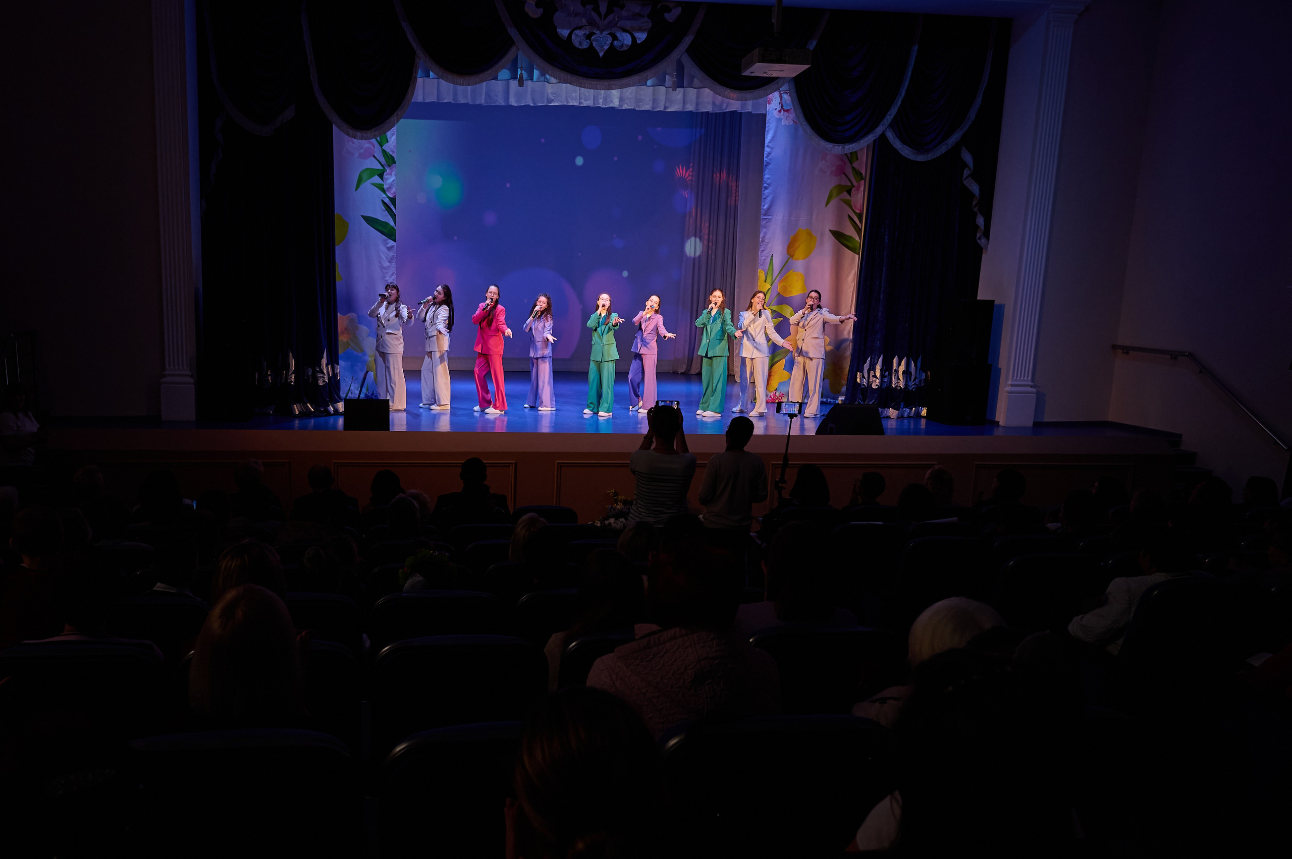 8 марта Марьина роща. Жизнь курорта Кабардинка в фотографиях