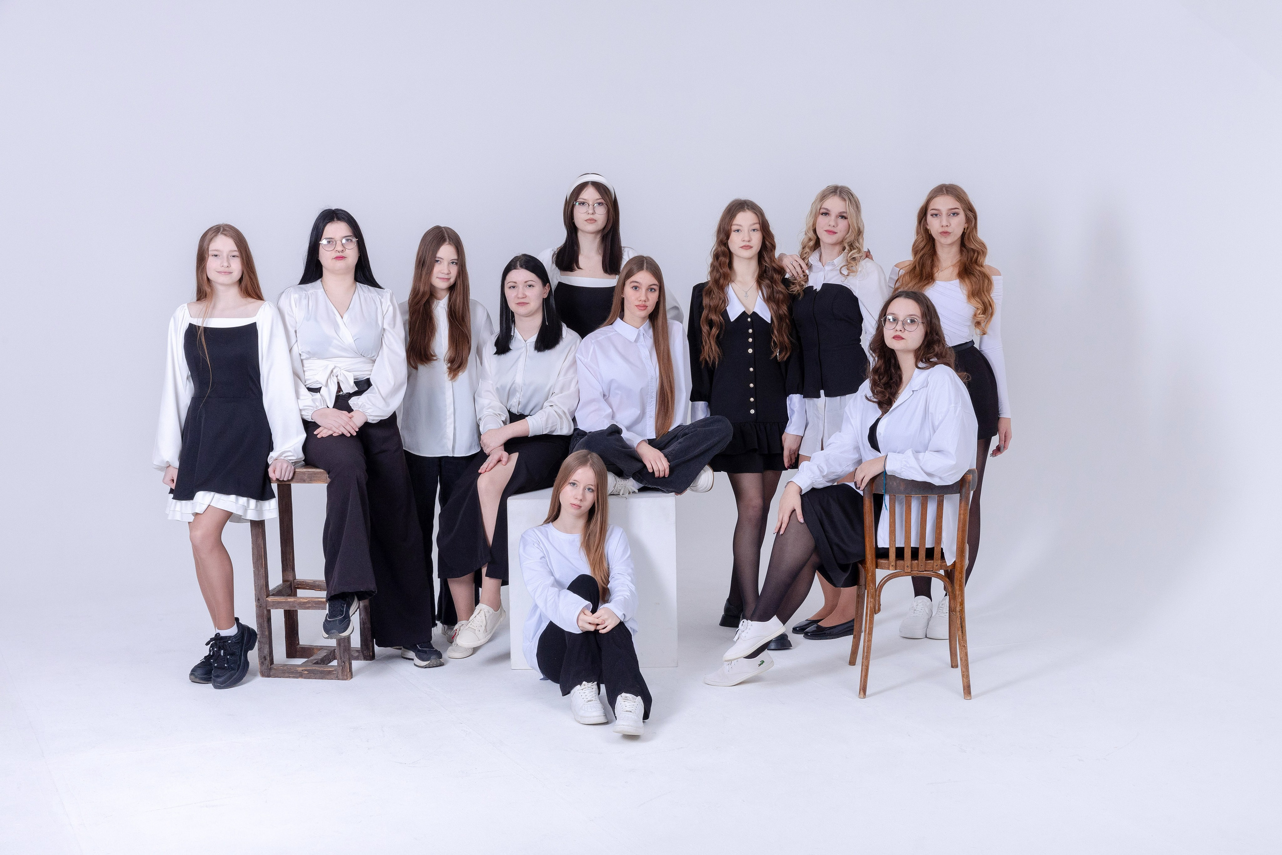 Старшая школа. Выпускные школьные фотоальбомы для школ и детских садов в Волгограде и Волжском