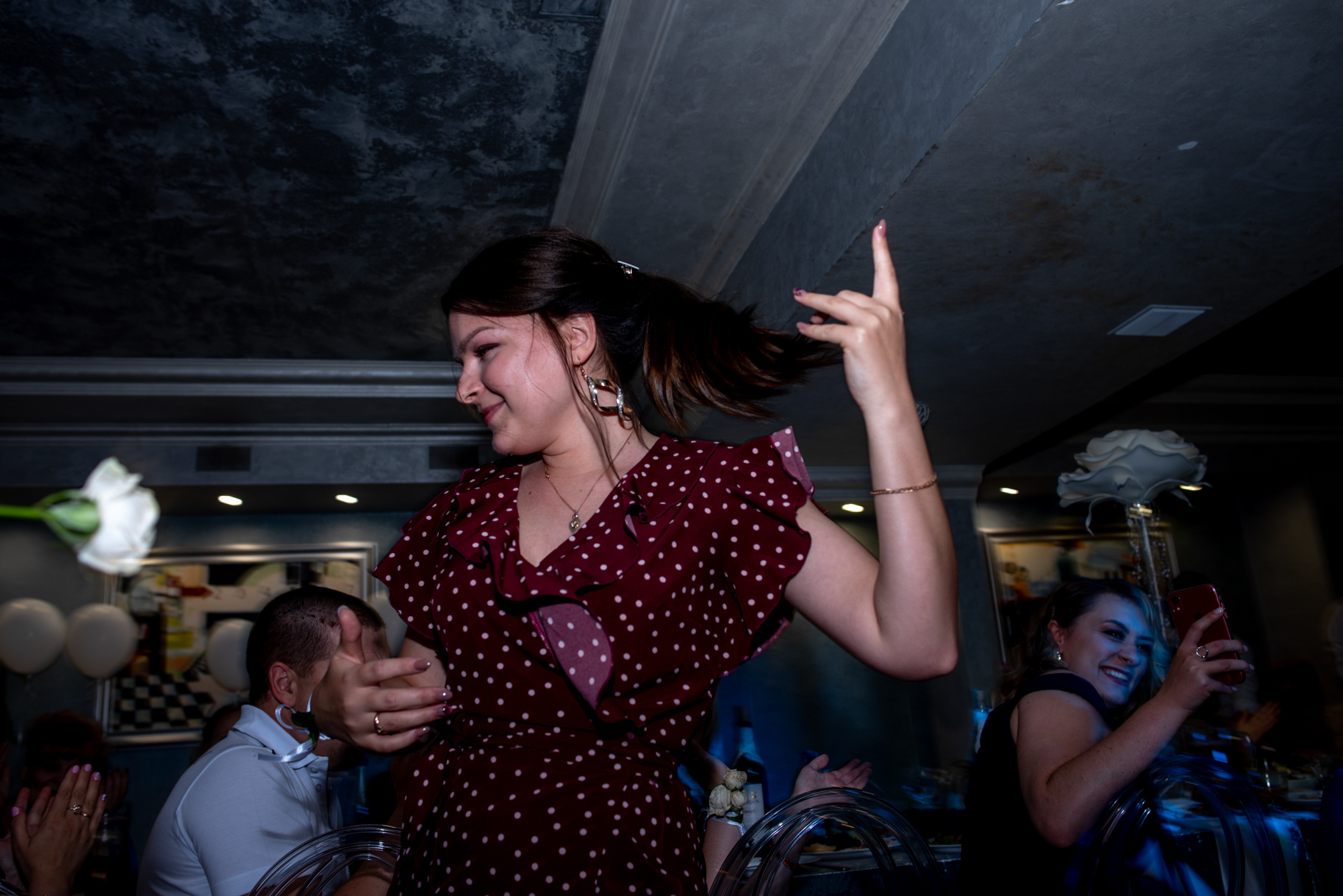 Нежная встреча на вокзале Юлии и Ивана. Свадебный Фотограф Минск || Фото и Видеосъёмка Минск || Другие города