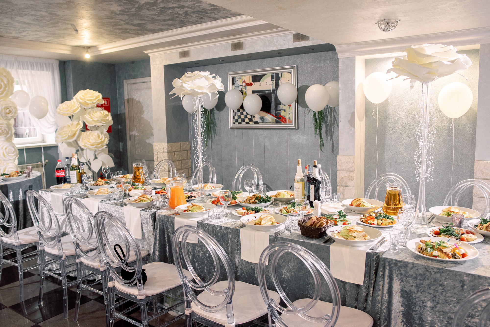 Нежная встреча на вокзале Юлии и Ивана. Свадебный Фотограф Минск || Фото и Видеосъёмка Минск || Другие города