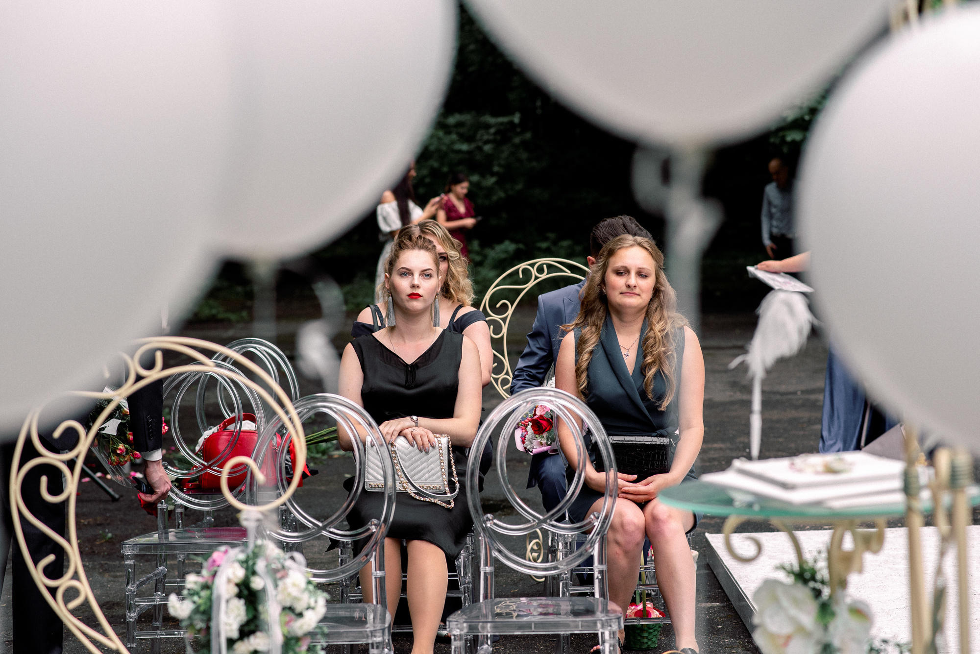 Нежная встреча на вокзале Юлии и Ивана. Свадебный Фотограф Минск || Фото и Видеосъёмка Минск || Другие города