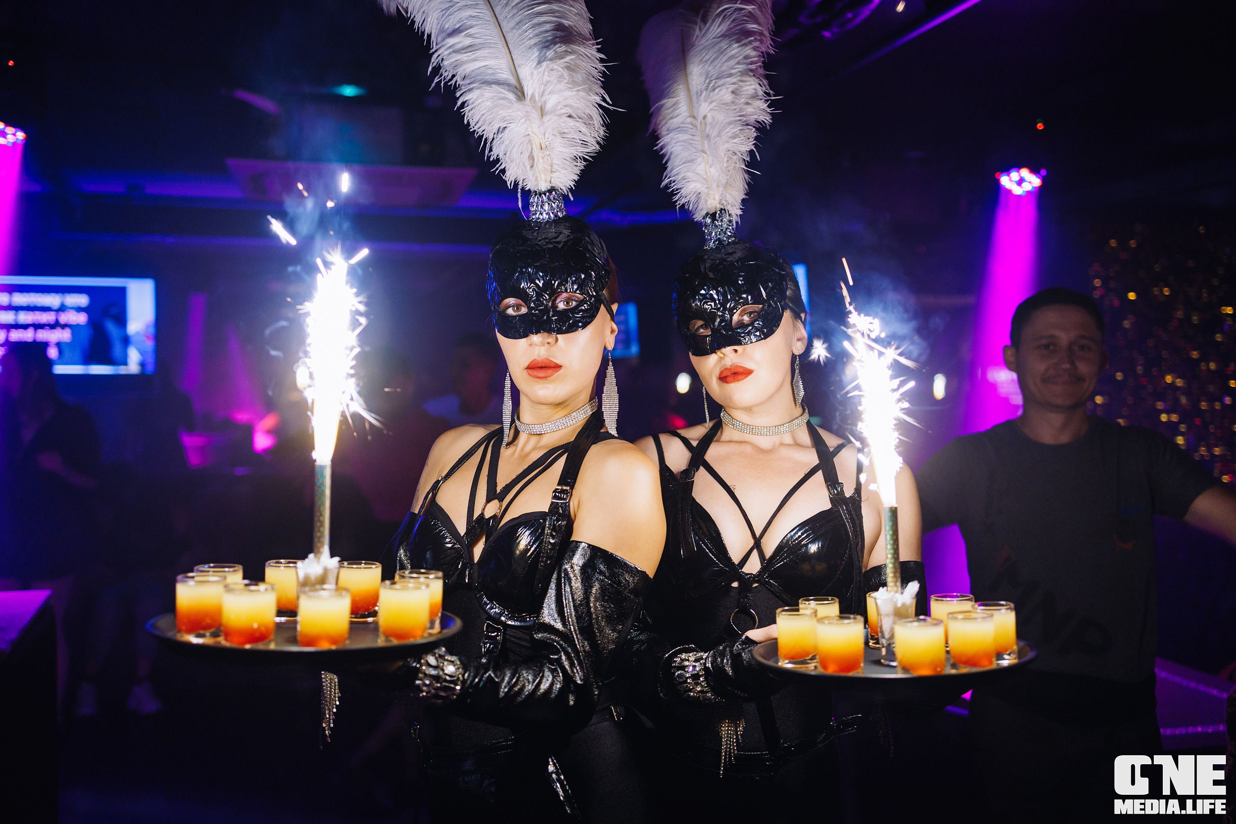 Фоторепортаж из Эйфории. One Media Life: фоторепортажи, фотоотчеты с мероприятий и заведений