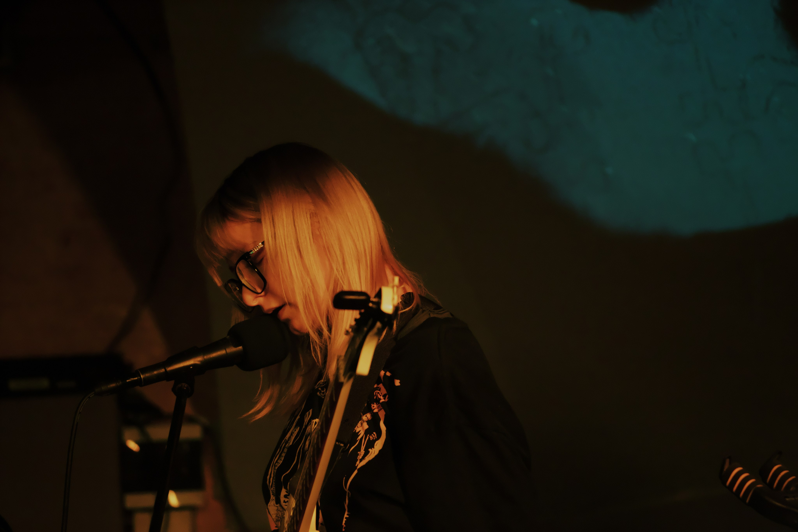 Видишь, я всё ещё здесь 🎛️. Миша Печёнкин | фотография