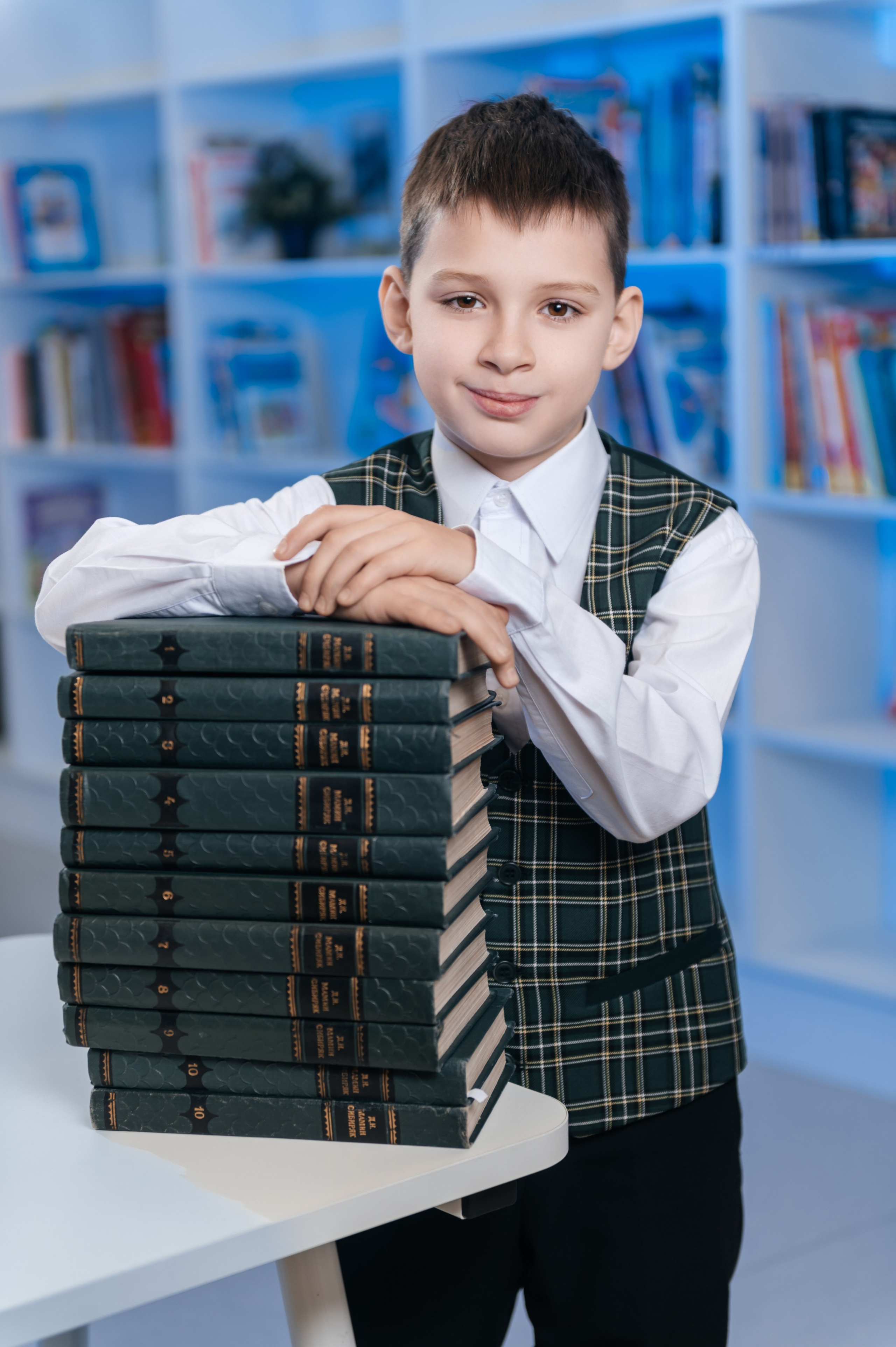 Начальные классы. Современные выпускные альбомы в Новосибирске