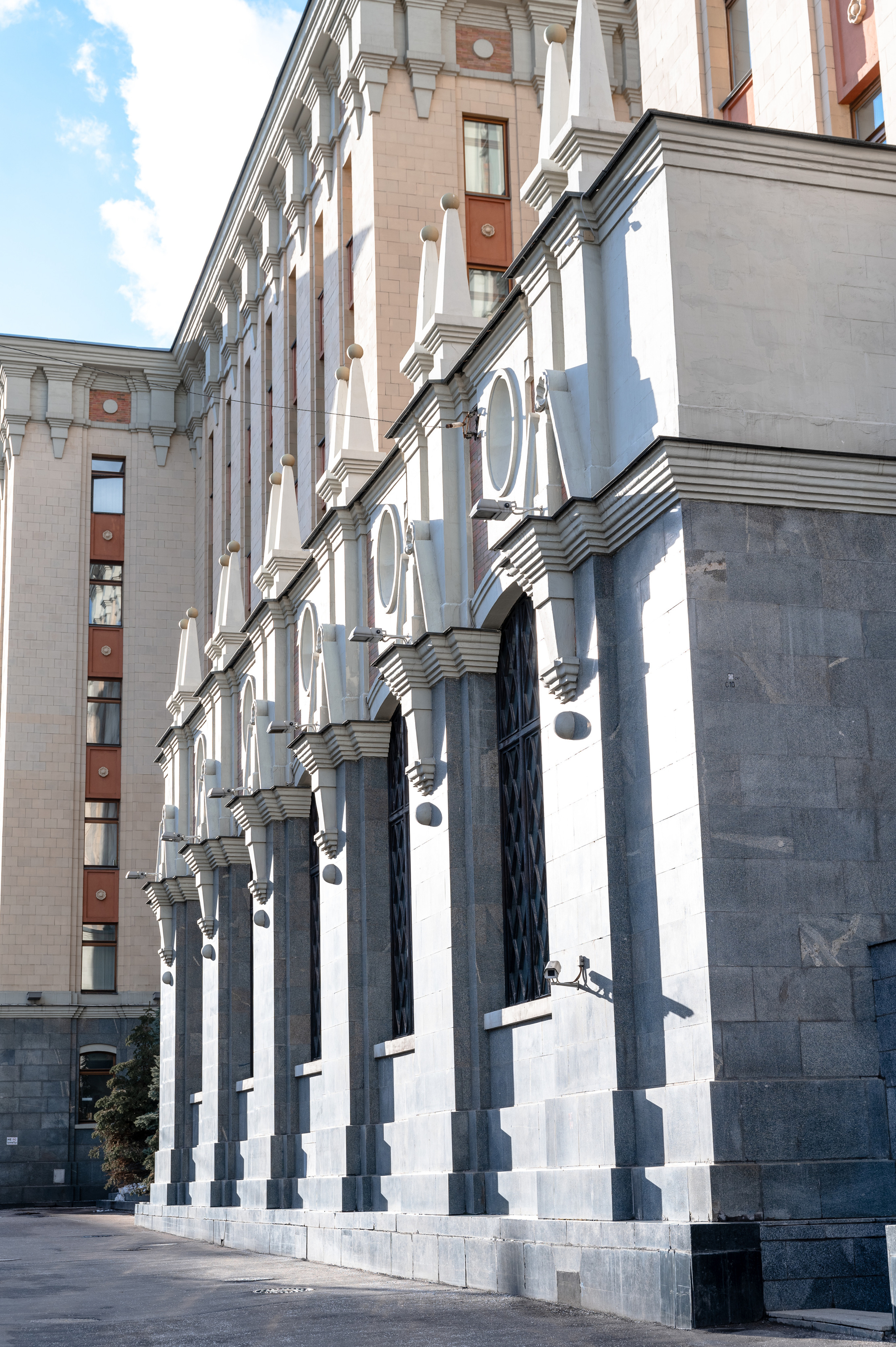 Лучшие отели для свадебного утра в Москве. Свадебный видеограф в Москве Никонова Анна