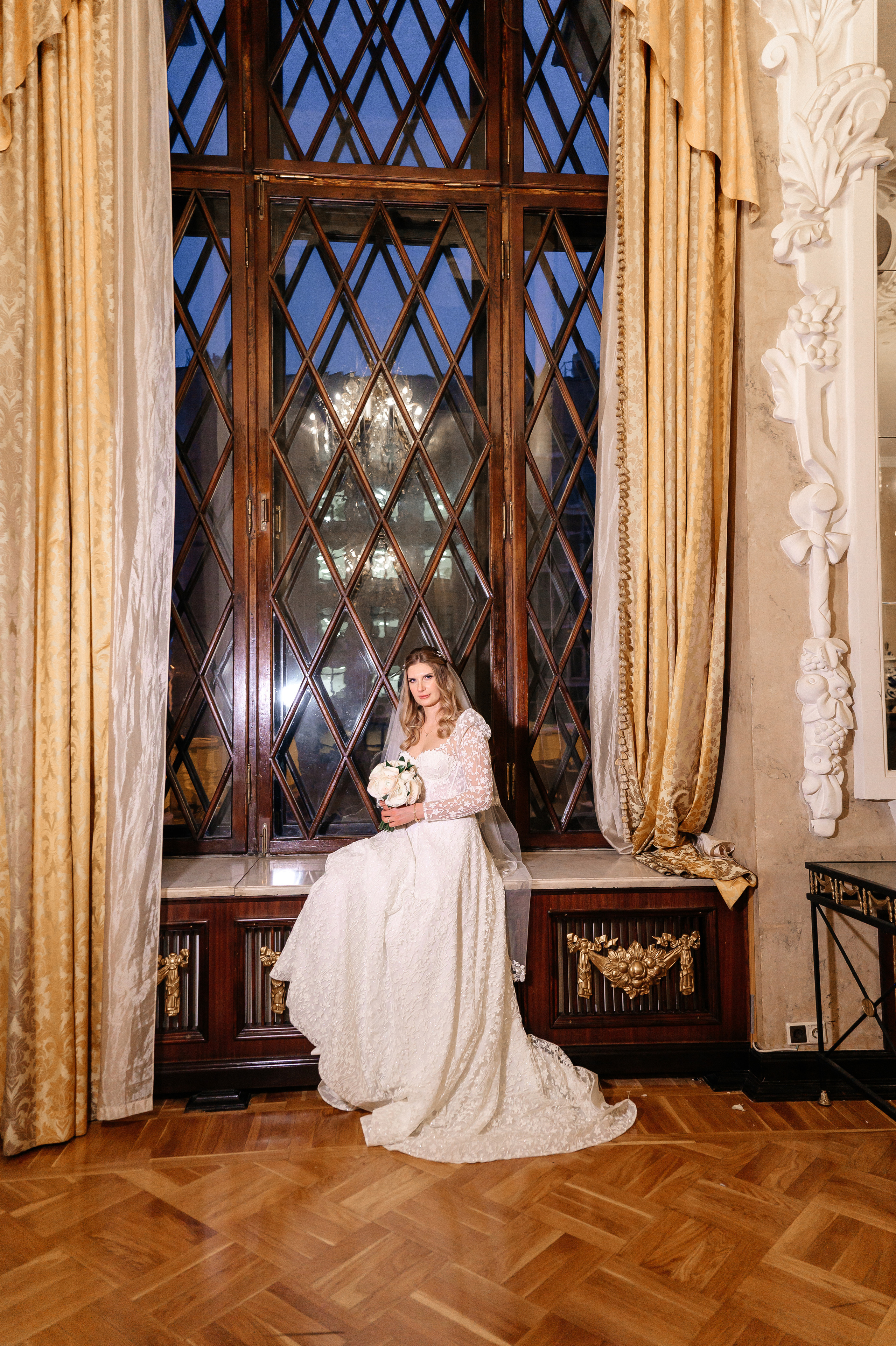 Лучшие отели для свадебного утра в Москве. Свадебный видеограф в Москве Никонова Анна