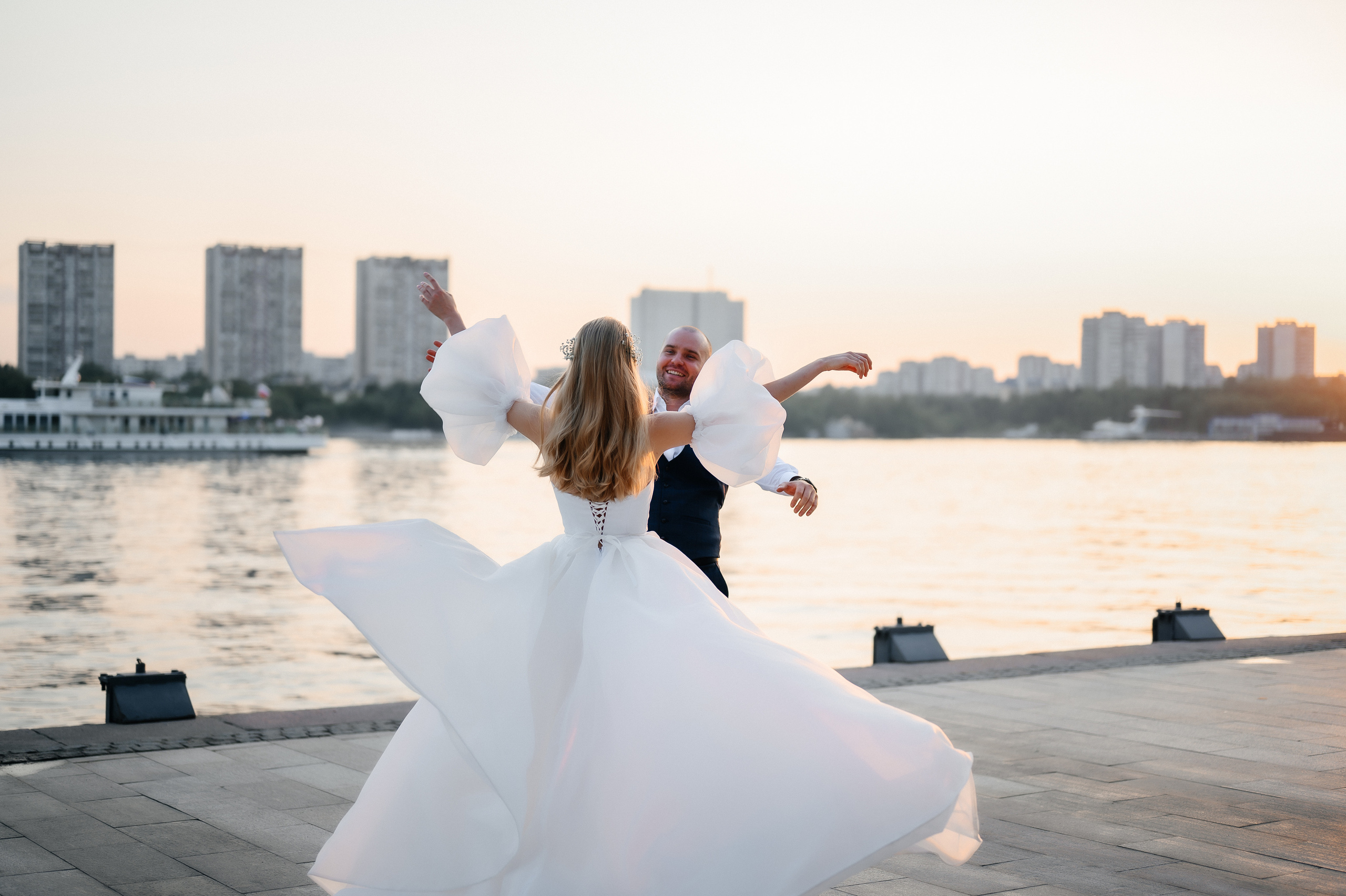 Лучшие места для свадебной съемки и прогулки в Москве. Часть 2. Свадебный видеограф в Москве Никонова Анна