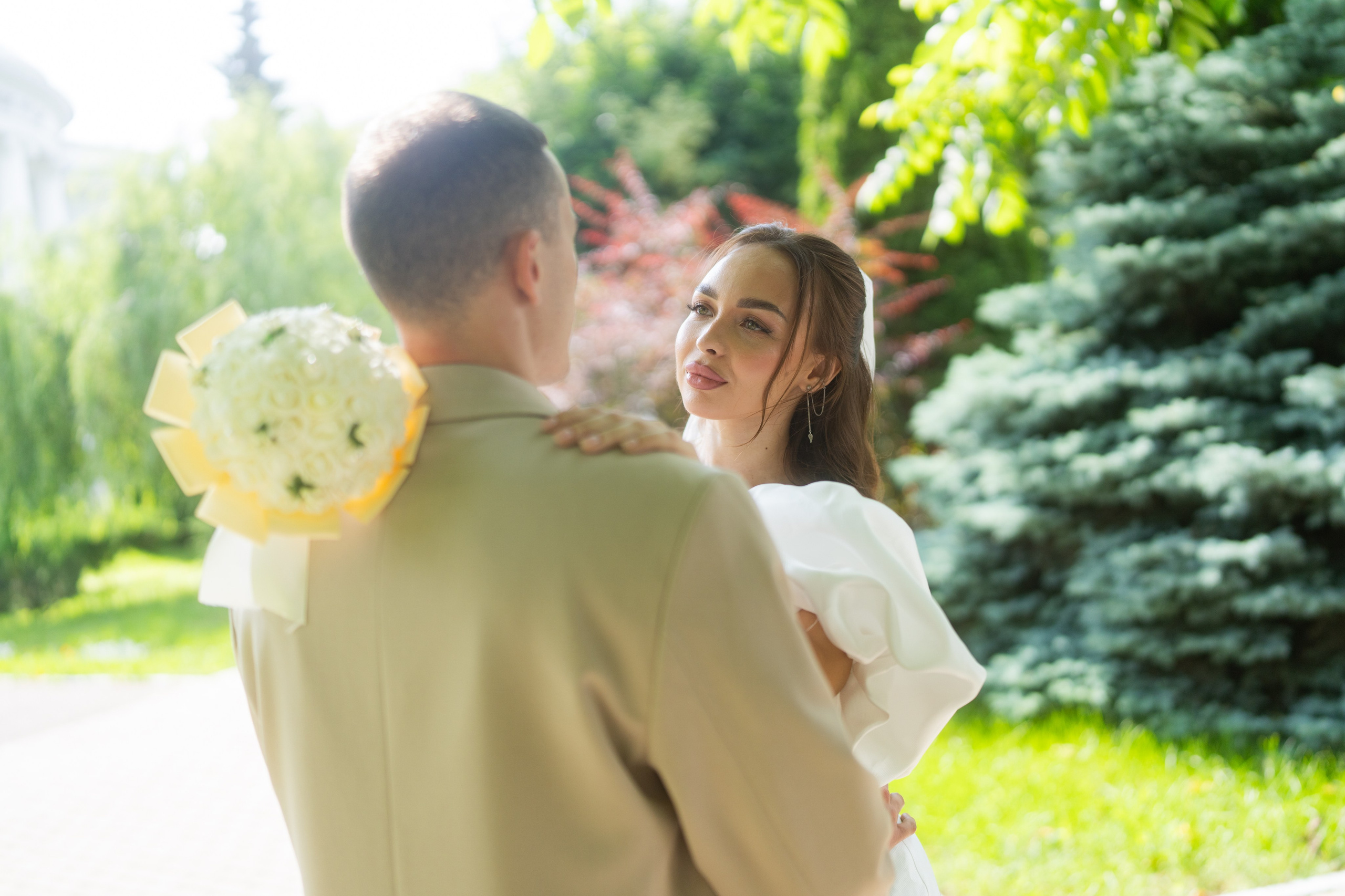 Предсвадебная прогулка Александр и Юлия. Свадебный и индивидуальный фотограф Аля Мамакова