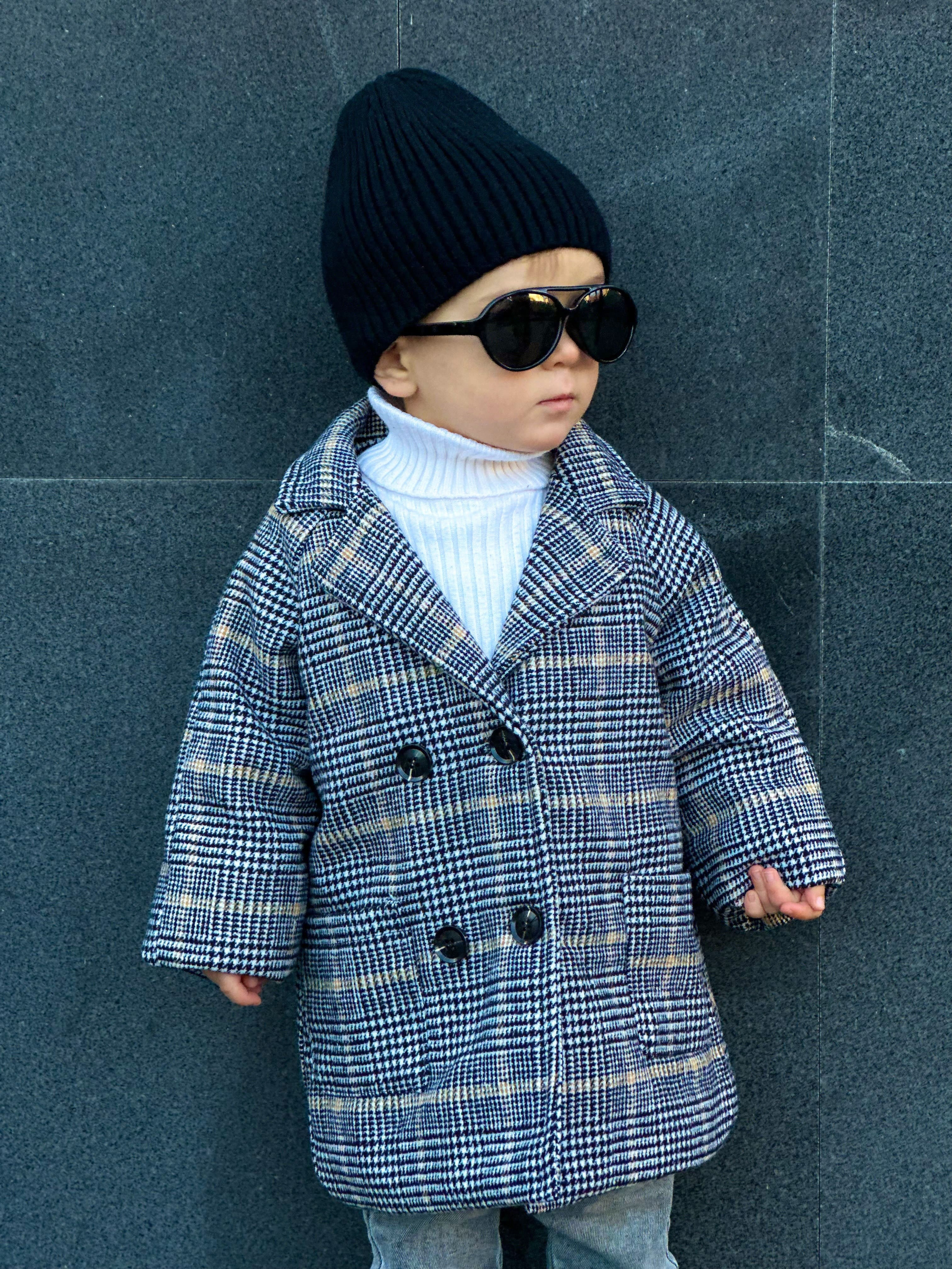 Модель для предметной съемки мальчик Радэль Казань| Sale Easy