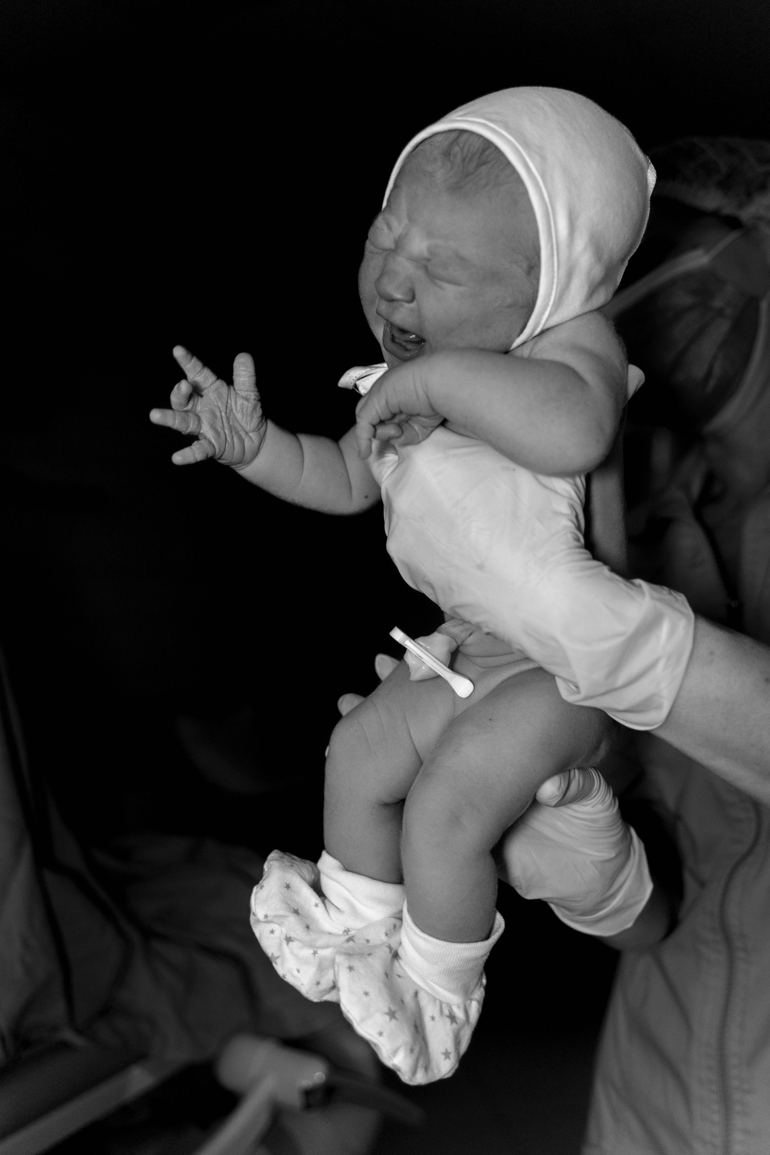 Рождение сына. Фотографы на роды в Москве. Фото и видео родов. Фотопроект «Продолжение рода»