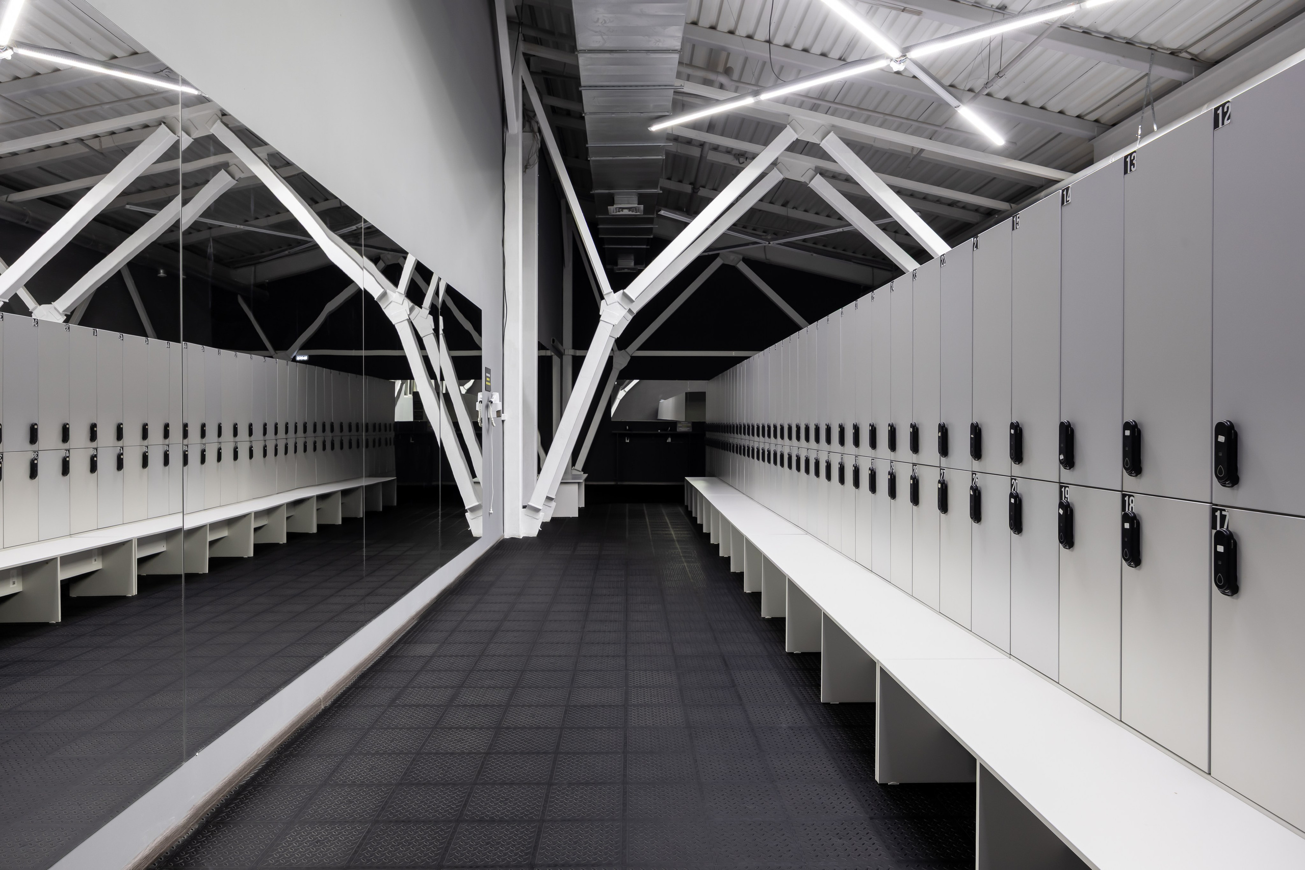 Контент съемка для HUMAN, 2 жд. Интерьерный, предметный и контент фотограф в Иркутске Наталья Карпова