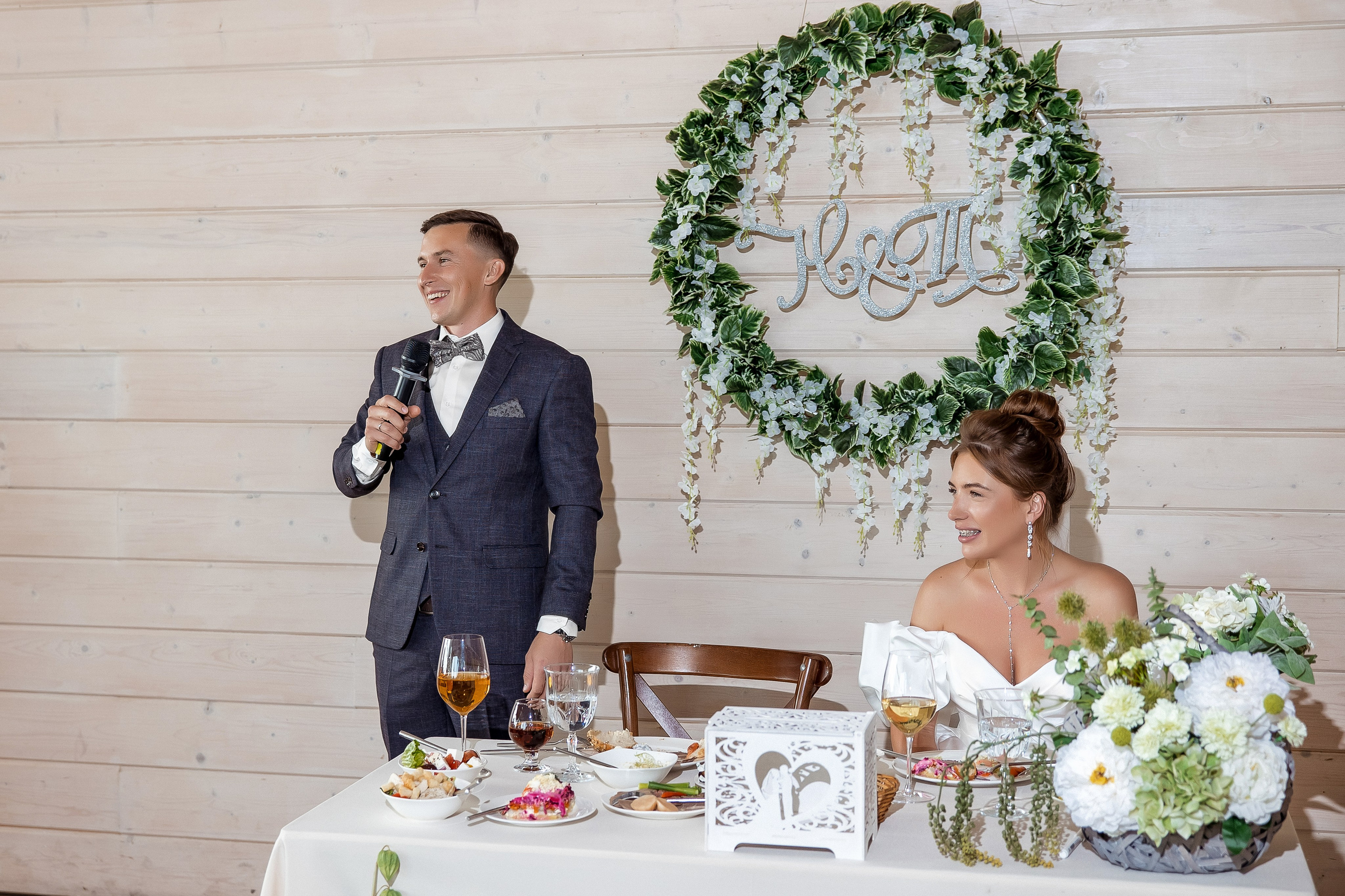 Свадебная фотосессия в отеле Four Seasons. Свадебный и семейный фотограф Алексей Аверин