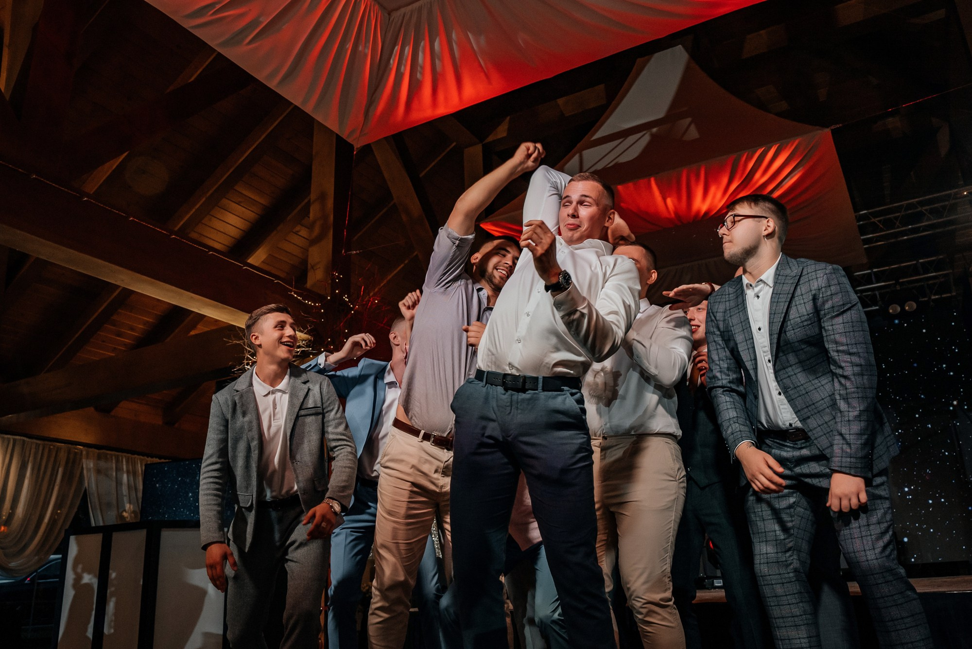 Свадебная фотосъемка Малые Карелы Архангельск Новотель. Свадебный фотограф в Архангельске и Северодвинске