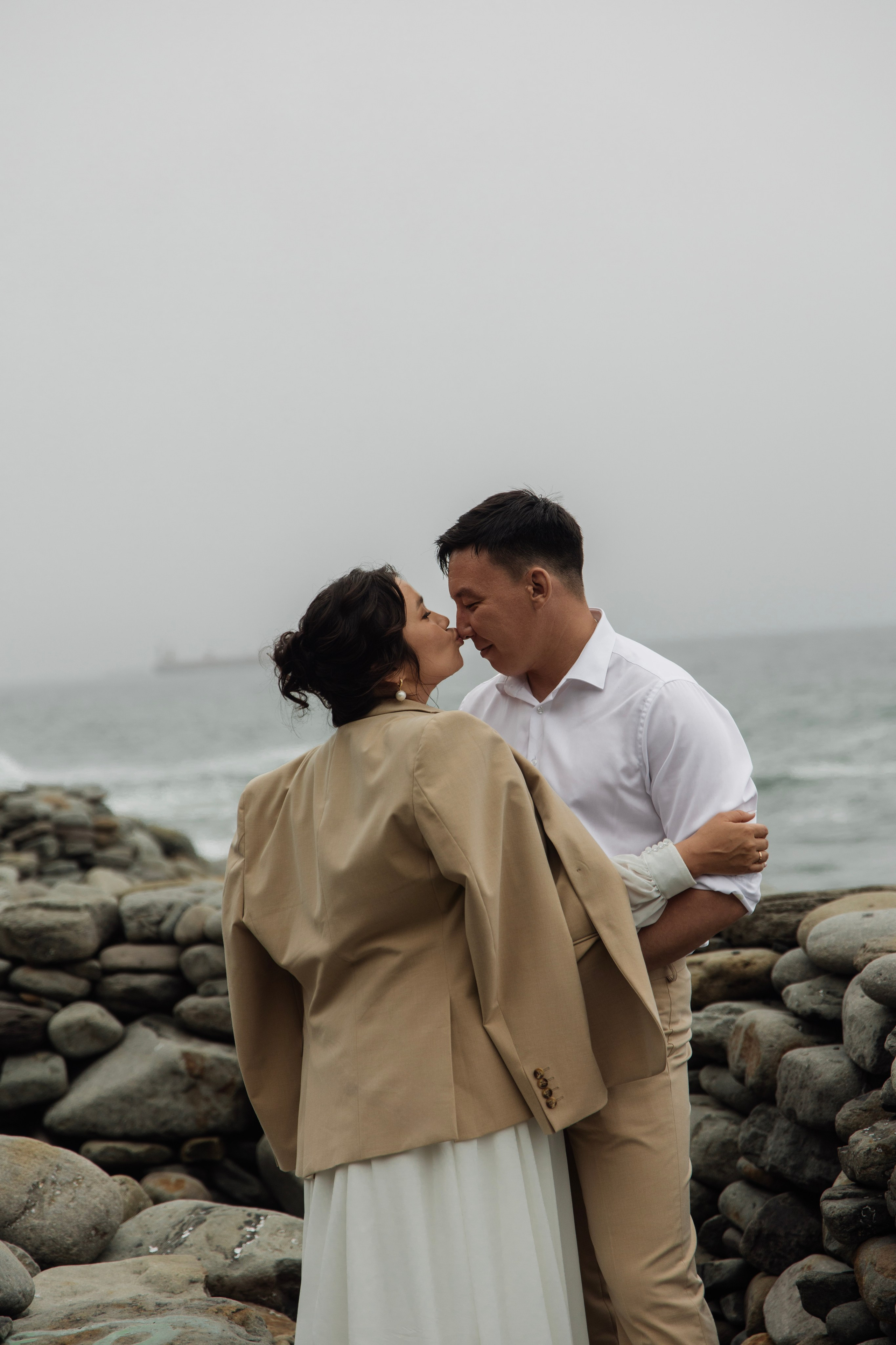 свадебная фотосессия на набережной Владивостока