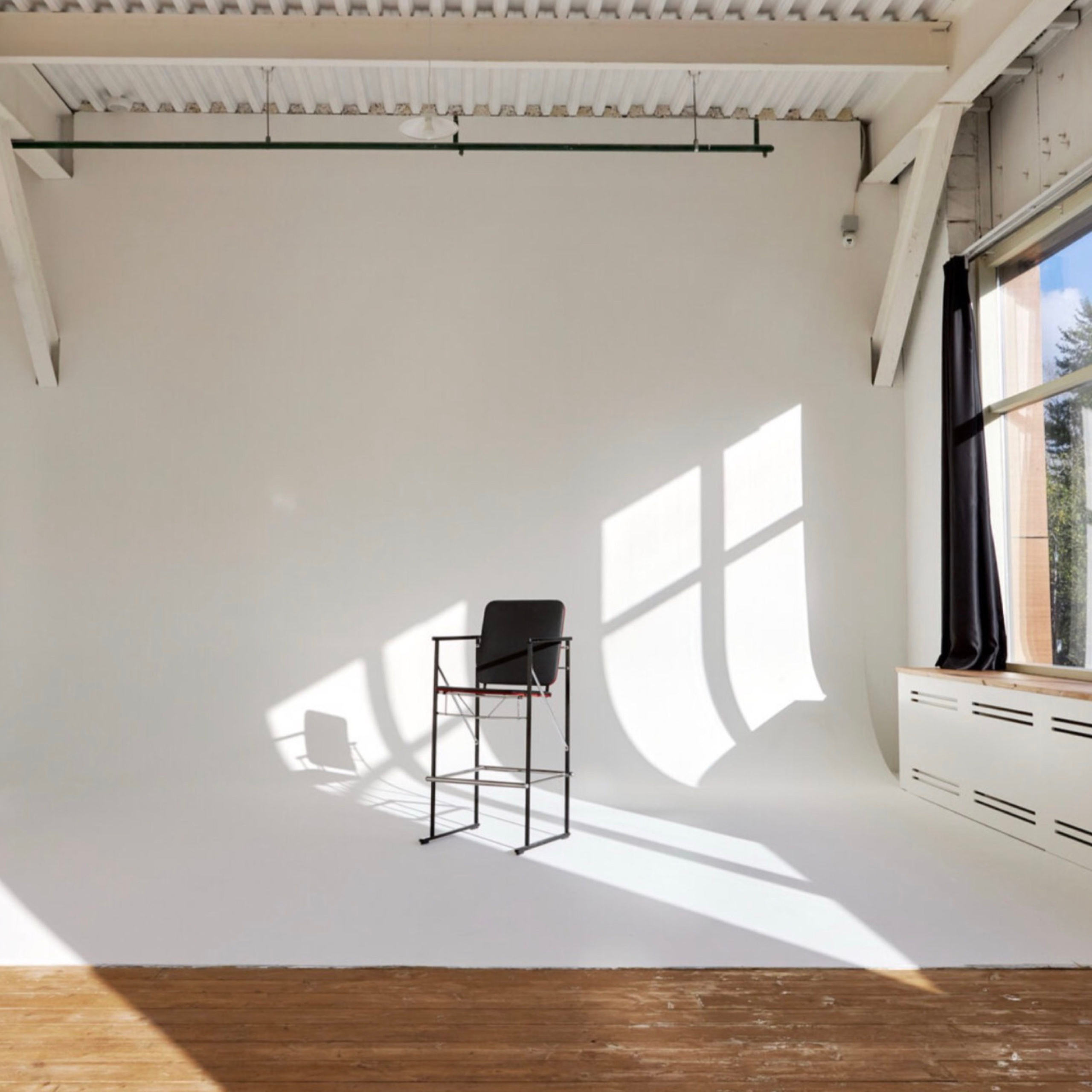 Лучшие фотостудии Москвы 2025. Commercial photographer | Anton Ermakov