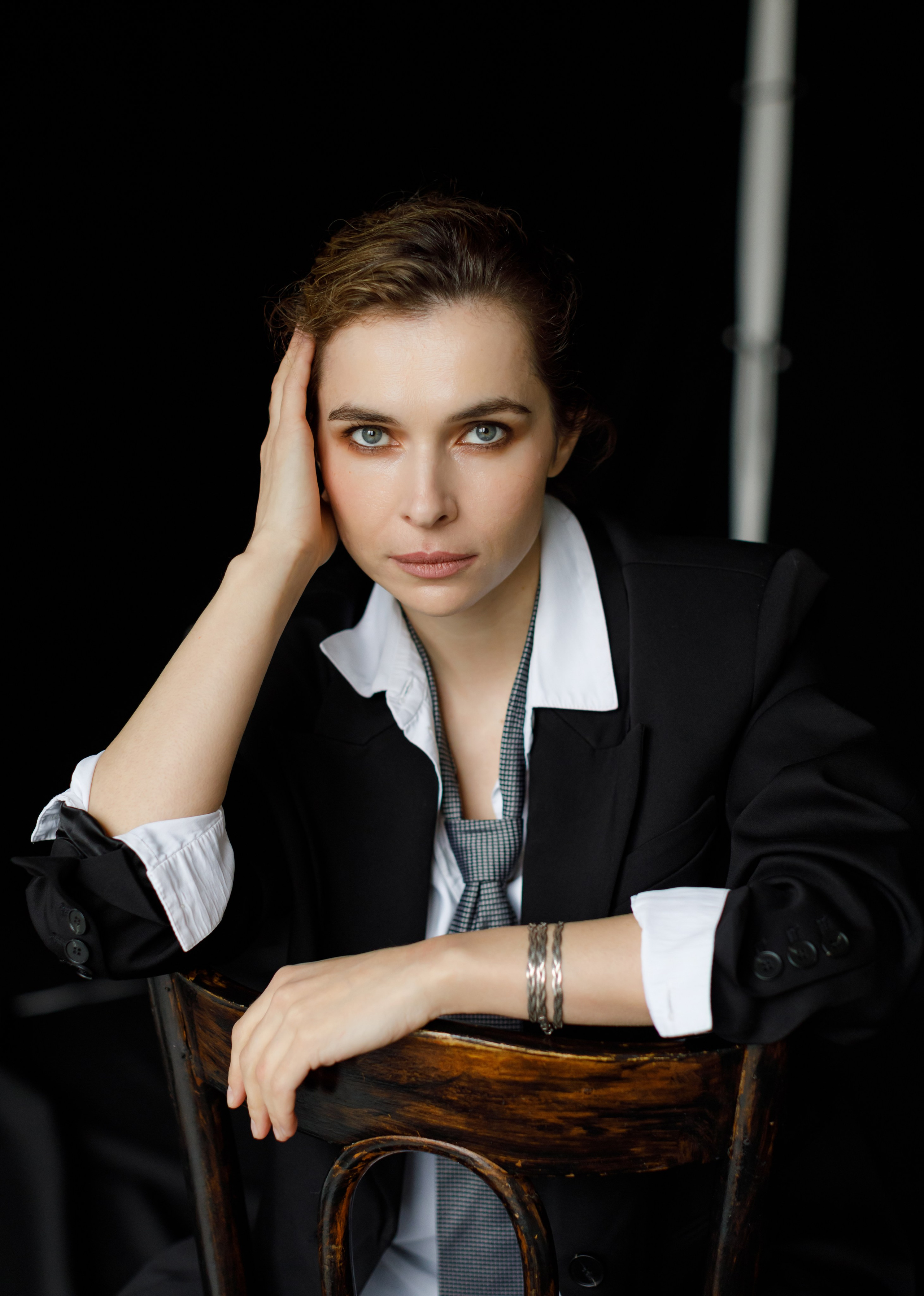 Сила и нежность. Фотосессия с актрисой Вероникой Нориной-Дорохиной. Фотограф-стилист в Москве Юлия Герман