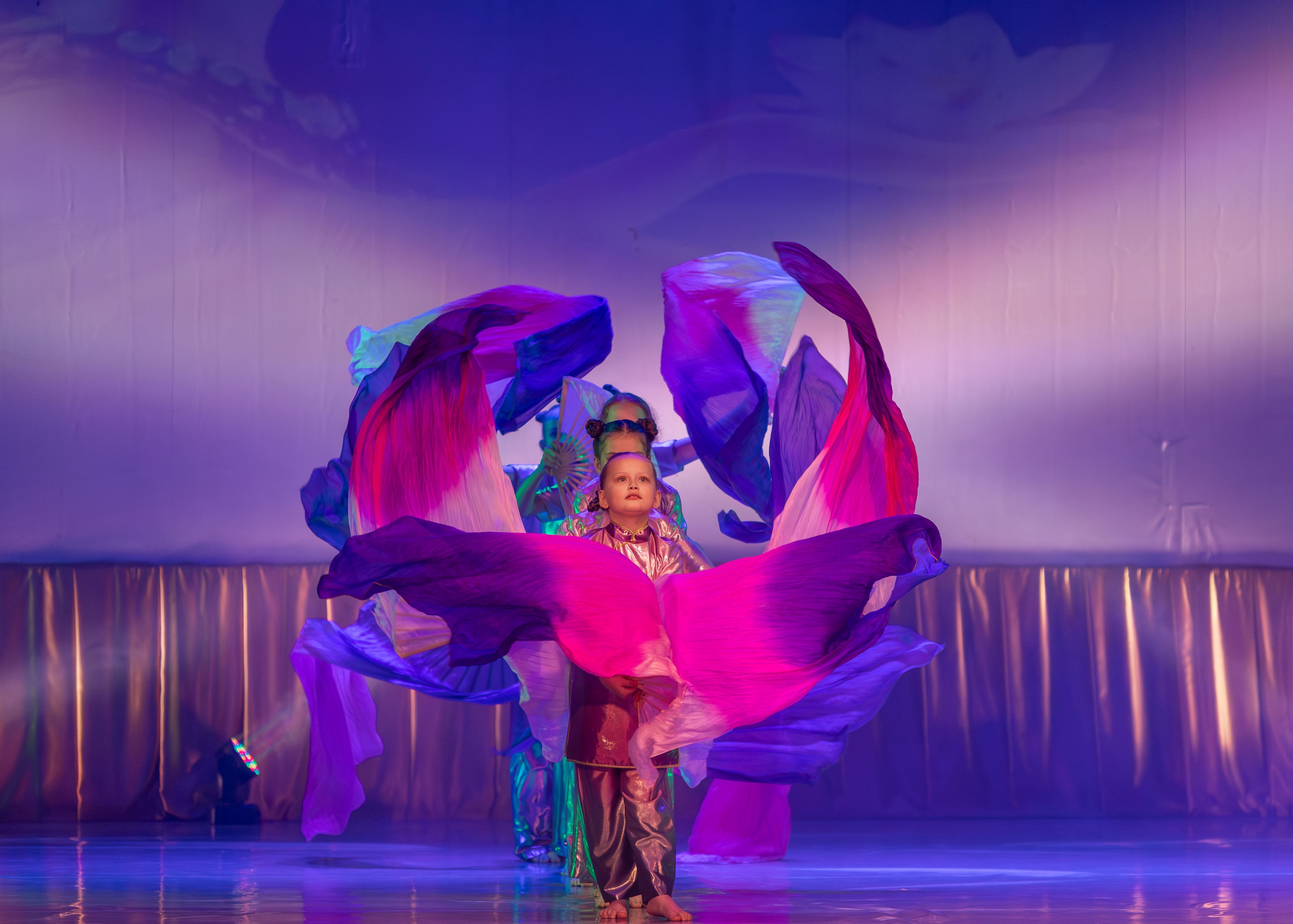 Студия «Lamis» отчетный концерт 2025. Выпускные альбомы и школьный фотограф в Подольске, Троицке, Щербинке, Москве и Московской области