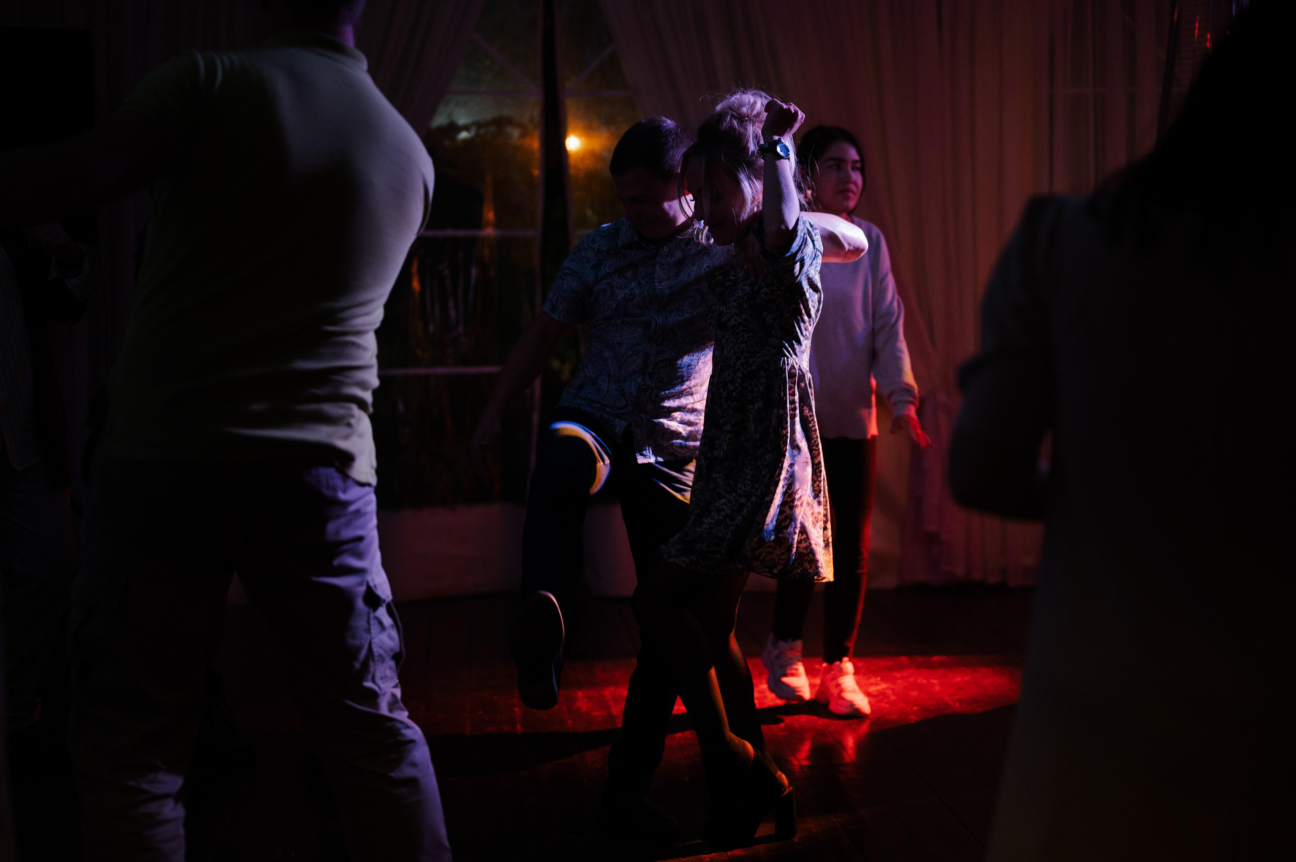 Яркий акцент Анны и Артёма. Свадебный фотограф Йошкар-Ола Казань