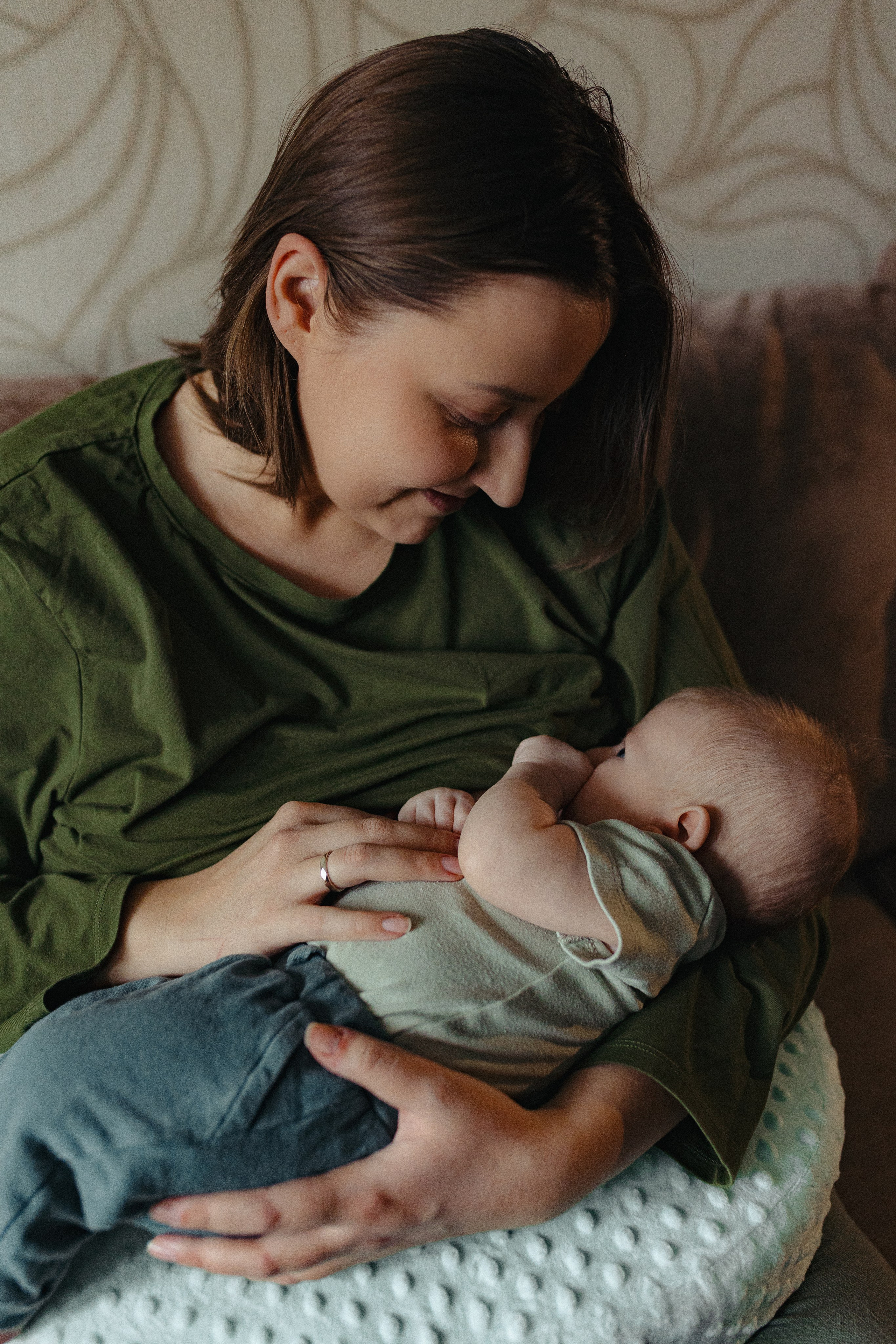 Домашняя семейная фотосессия с малышом. Портретный и семейный фотограф в Москве Мария Рослякова