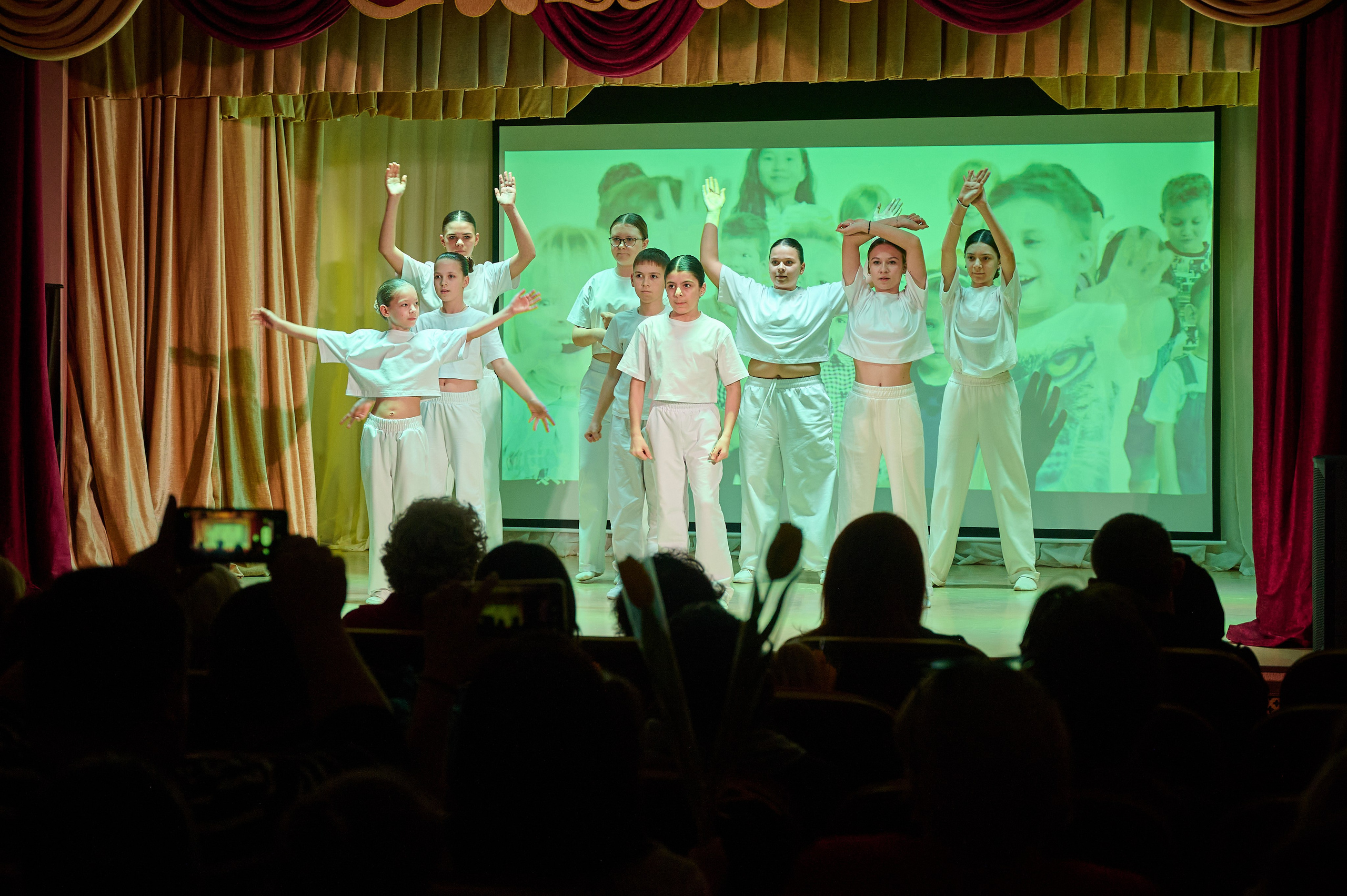 8 марта в Виноградном. Жизнь курорта Кабардинка в фотографиях