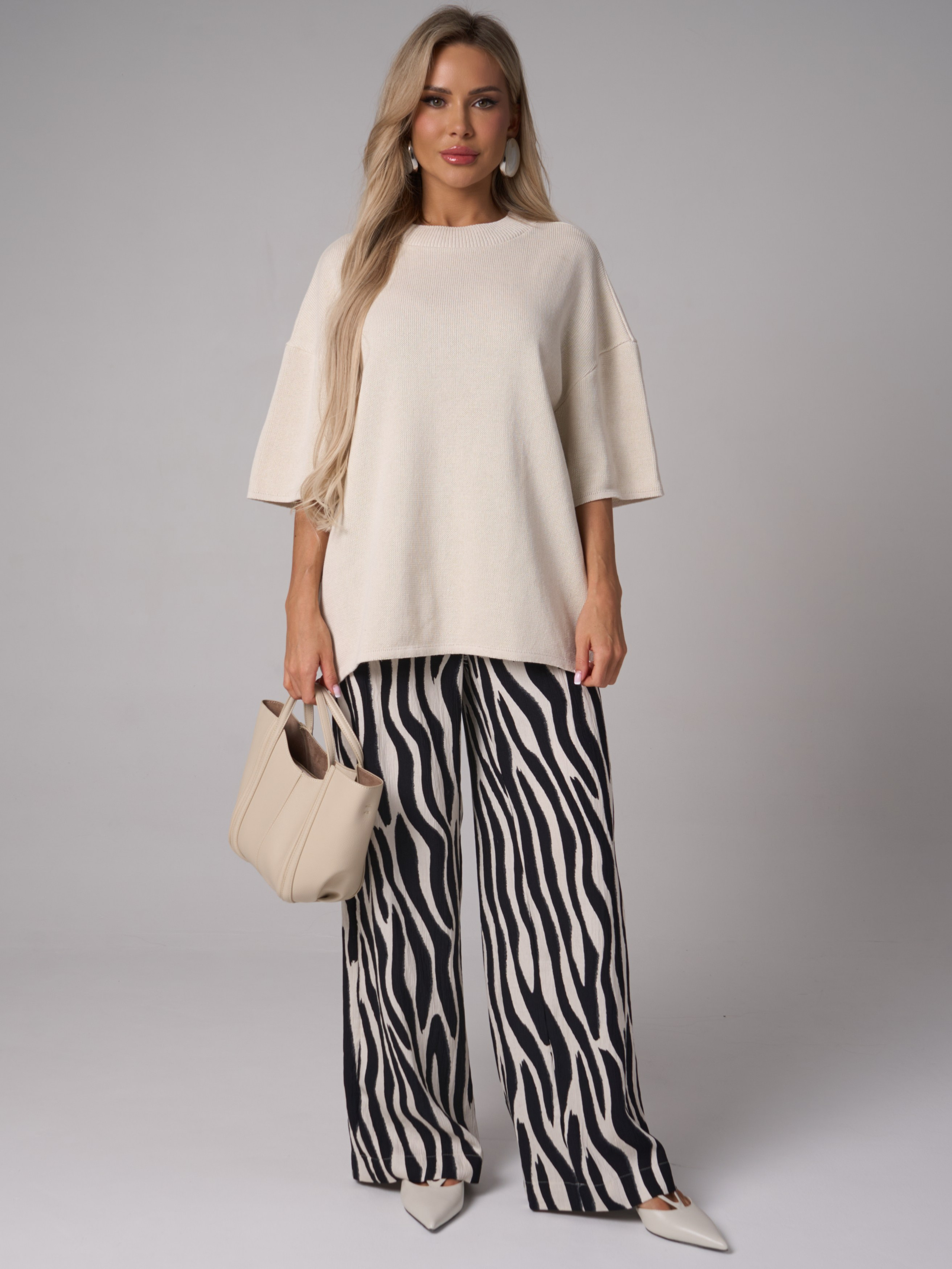 Модели. AI контент и и нейрофото для брендов и маркетплейсов