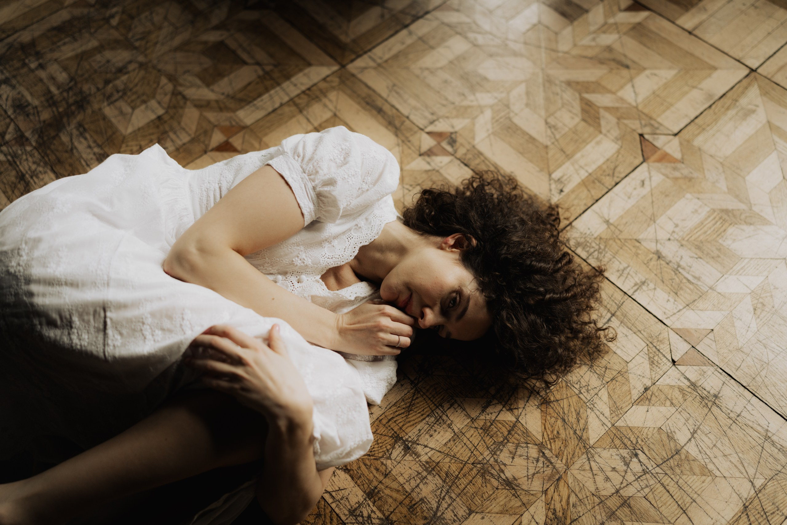 Женский фотограф в Москве и Санкт-Петербурге — Екатерина Королева | Женские портреты, парные съёмки, видео