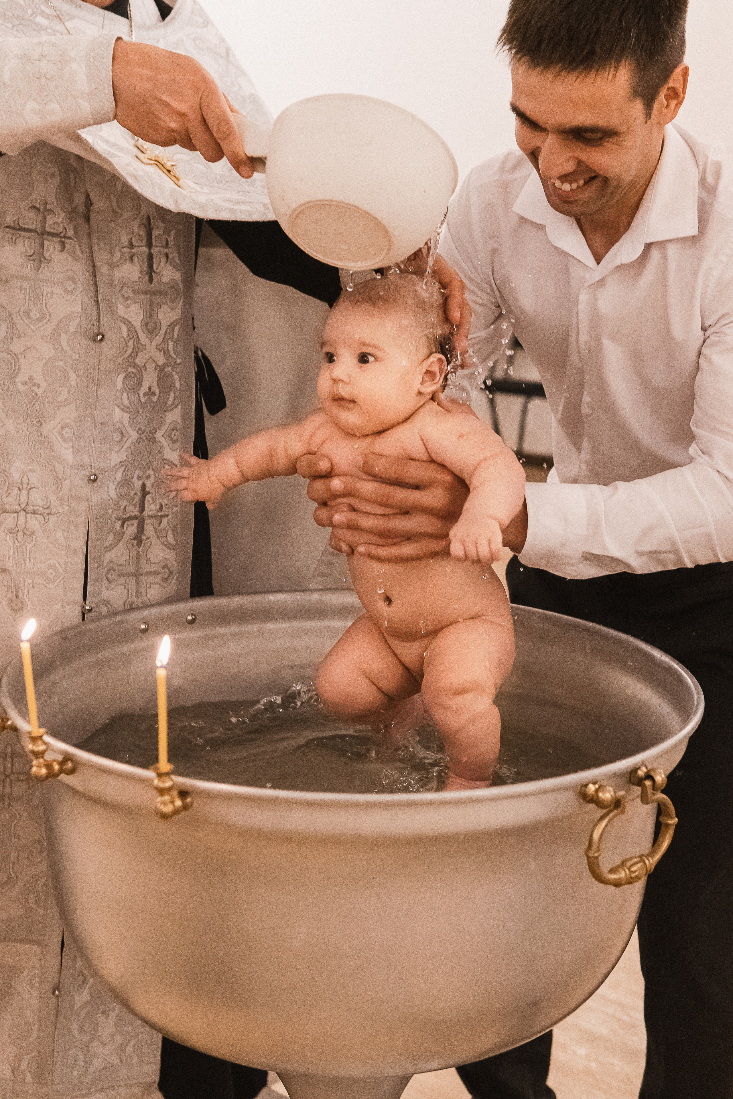 Крещение в Храме Новомучеников, г. Красноярск. Фотограф для семей и экспертов в г. Воронеж Ирина Круглова