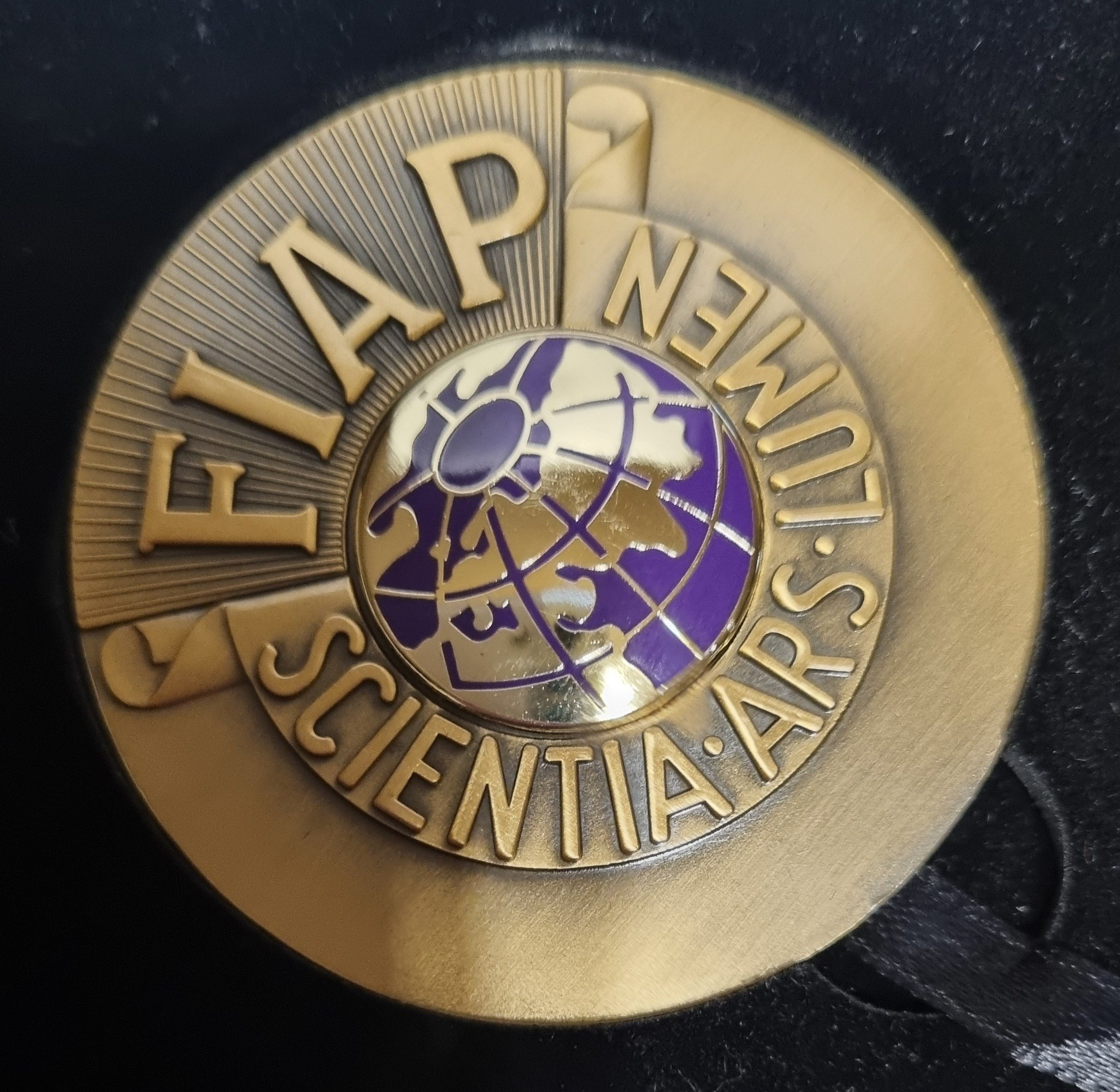 FIAP международный конкурс 2024. Победа. Бронзовая медаль. Конкурс фотографии. 36th Black and White Biennial