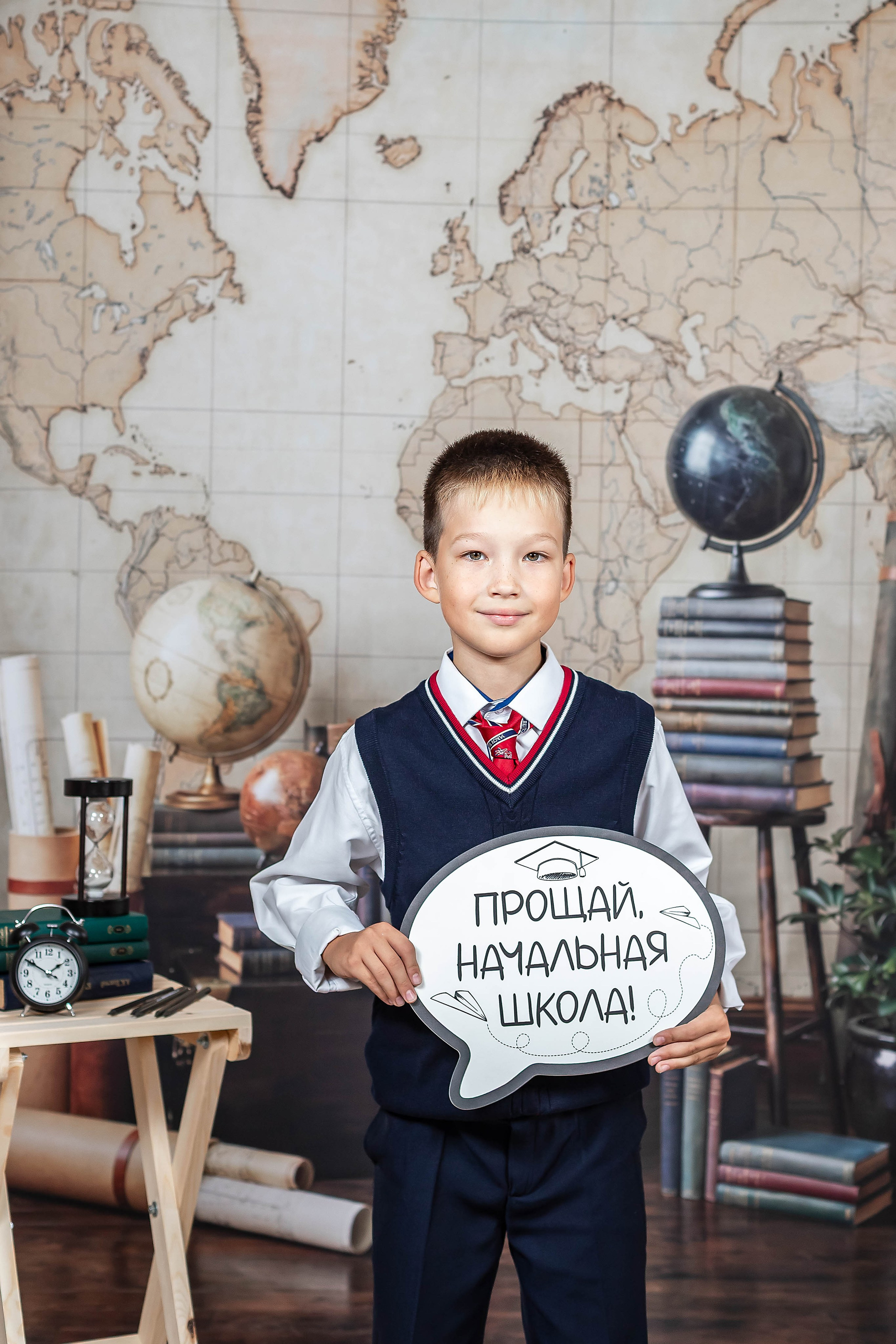 Портретные снимки для школьных выпускных альбомов в Новосибирске. Выпускные альбомы — заказать альбом на выпускной в Новосибирске