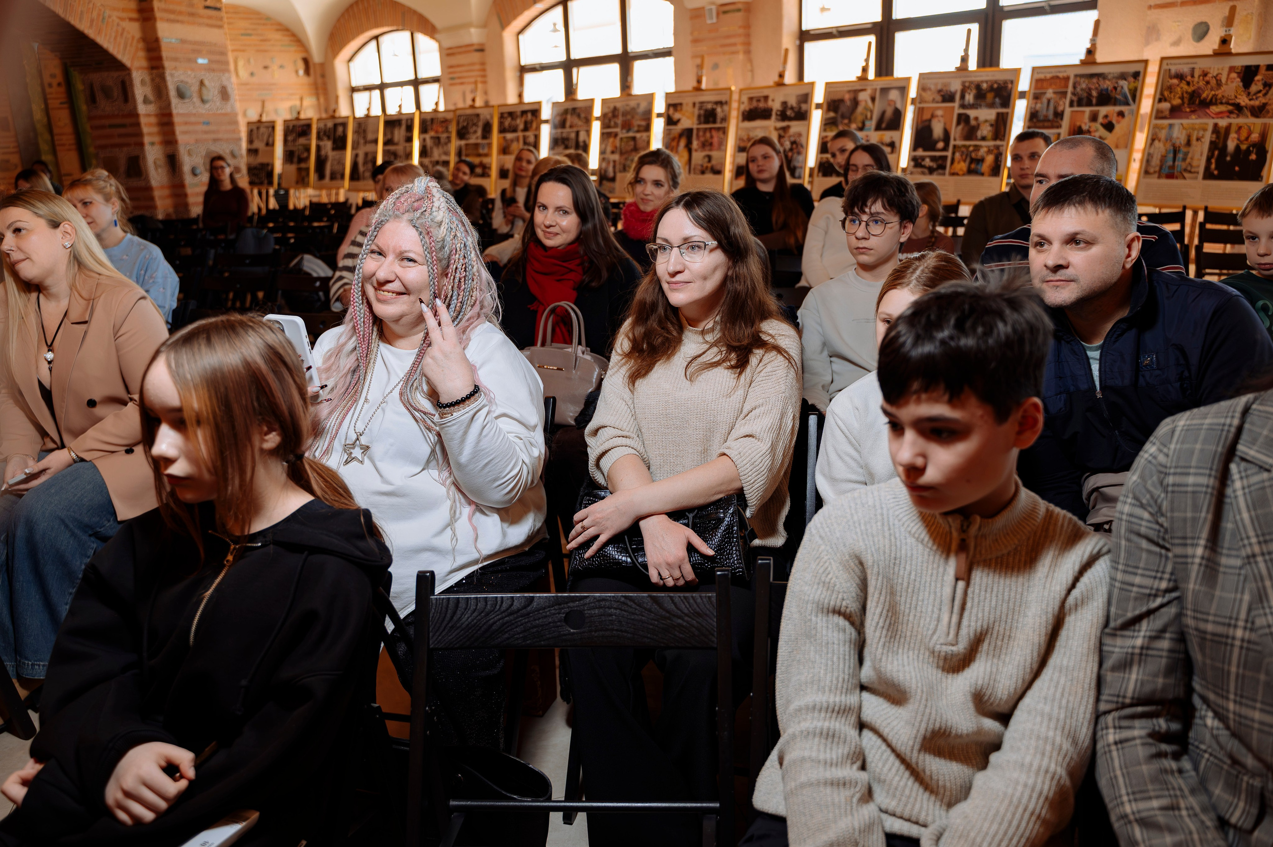 ФАН встреча участников проекта FACTOR.BY: Ибрагима Карасова и Шамхала Хачатуряна. Фотограф Беларусь — Ольга Шаповалова (Жардецкая)