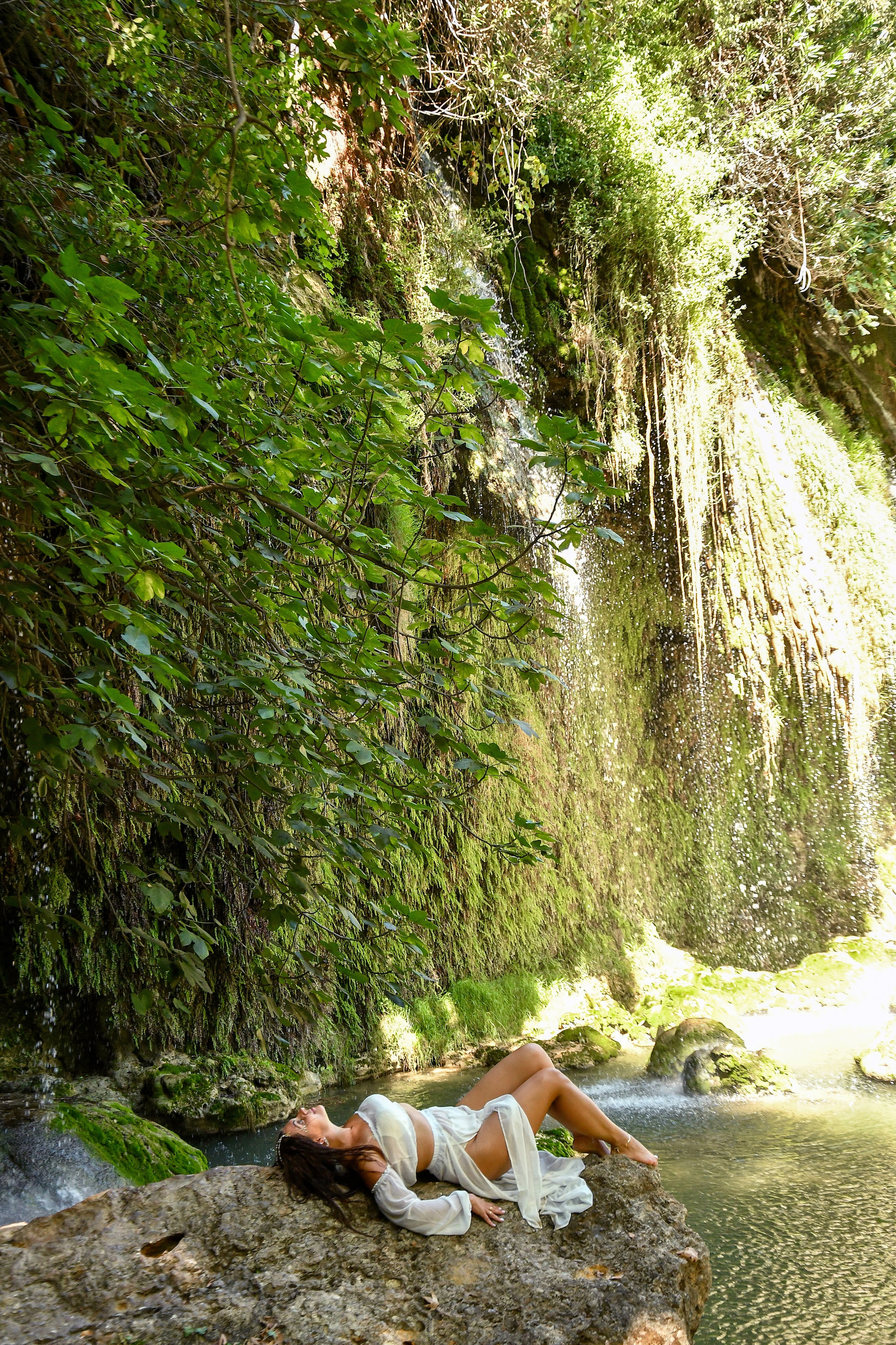 Индивидуальная фотосессия на водопаде Куршунлу, Анталия. Профессиональный фотограф в Турции Анталии Кемере Сиде Белеке Алании