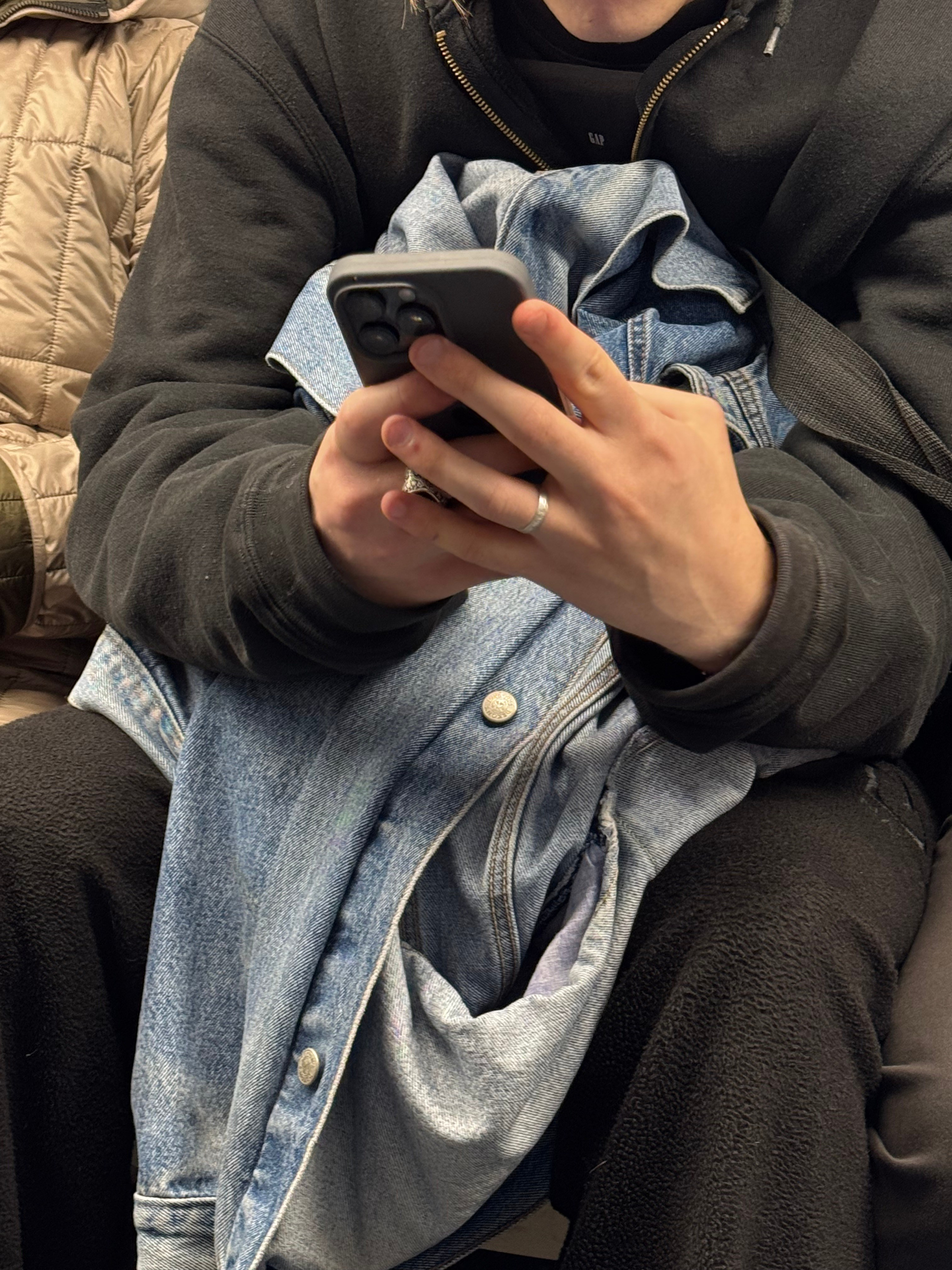 #руки_незнакомцев. Главная