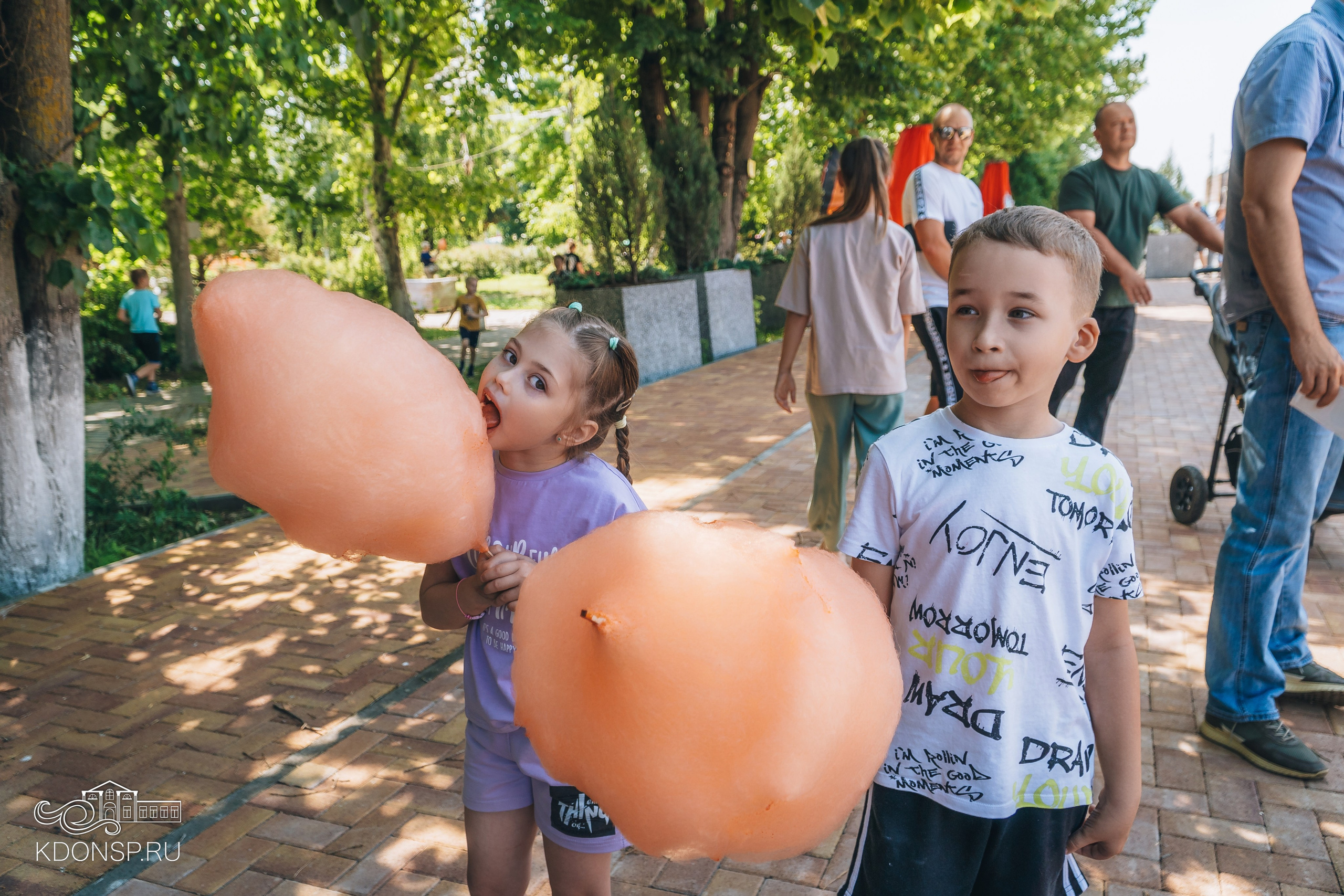 Должны смеяться дети. Новотитаровский Дом культуры