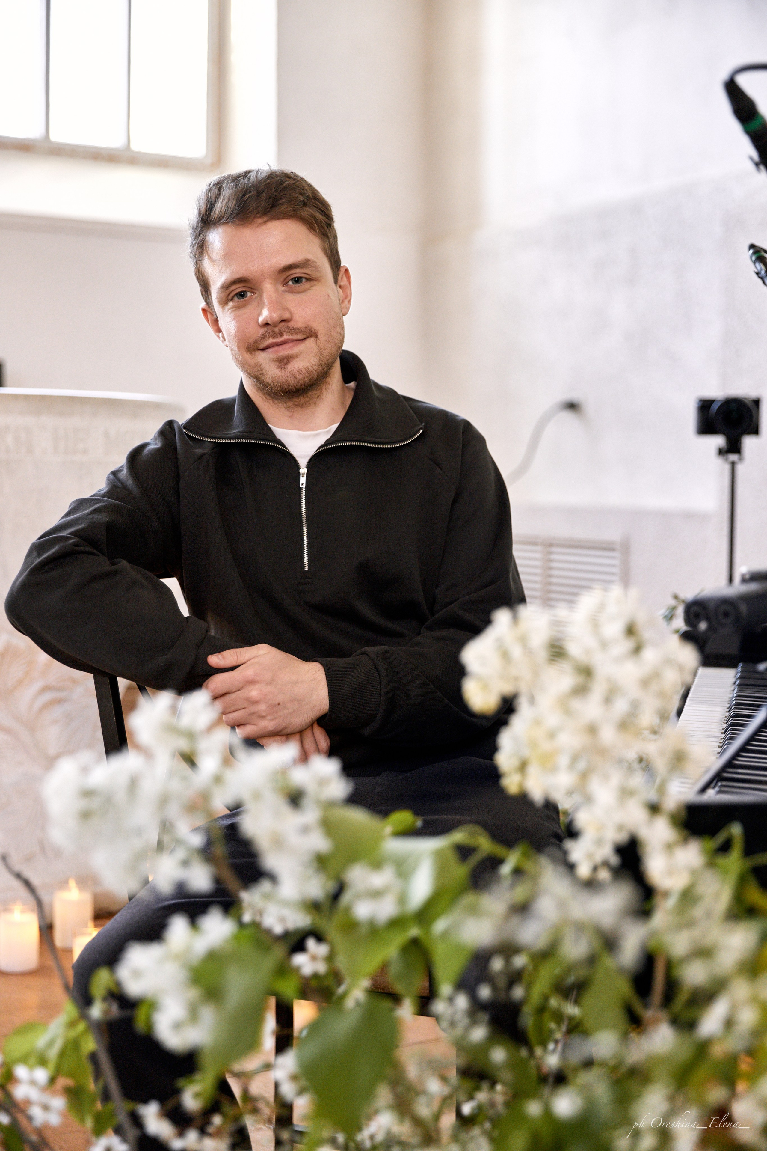 Концерт Дениса Стельмаха. Ульяновск, Евангелическо-Лютеранская церковь Св.Марии. Свадебный и семейный фотограф в Ульяновске Орешина Елена