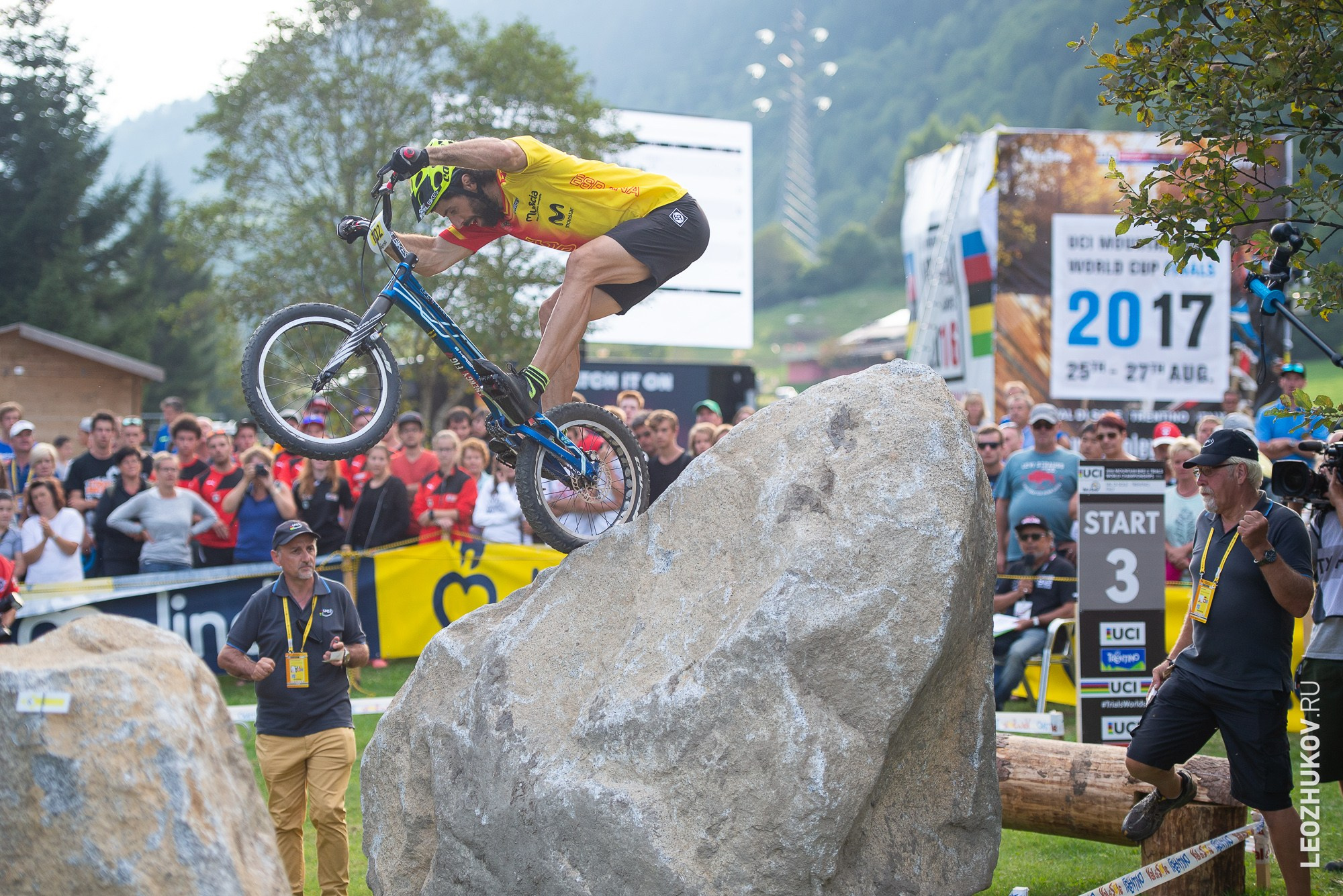 UCI Trials World Championships 2016 — finals. Sports photographer Leonid Zhukov