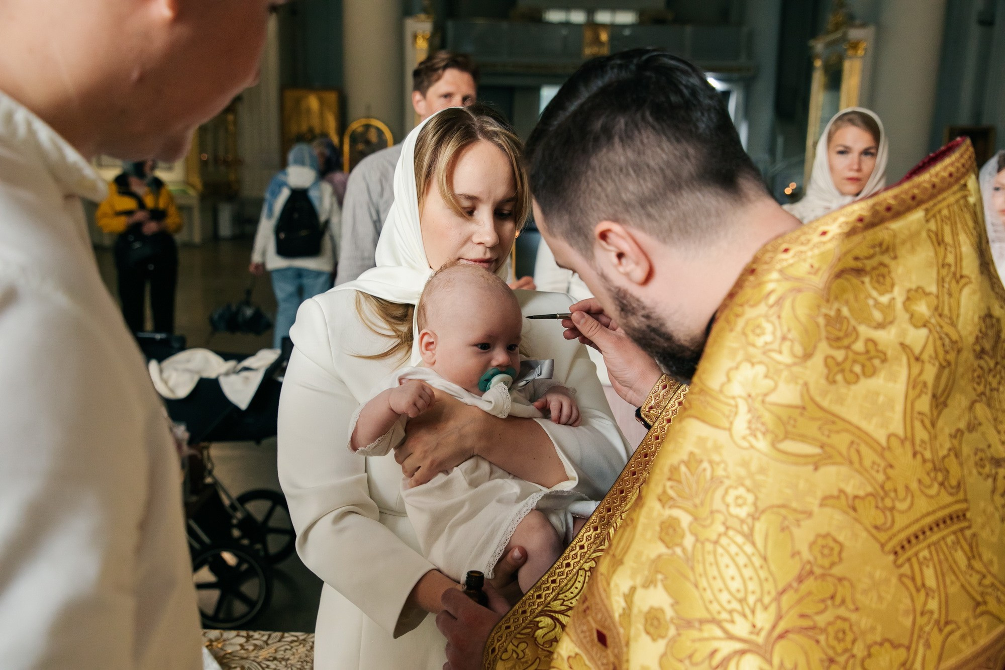 Крещение ребенка в Измайловском соборе СПб, покрестить в питере, цена крещения спб, сколько стоит крещение 2024 2023, где крестить мальчика, где крестить девочку, лучшие храмы для крещения