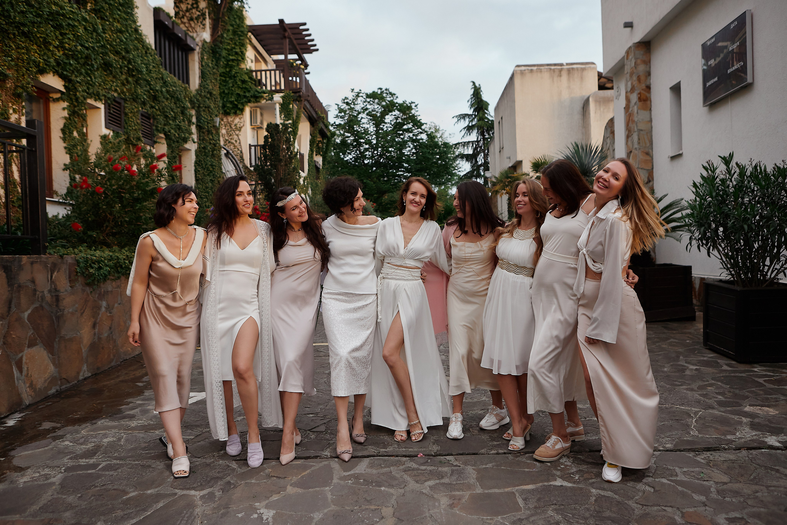 Девичник Santorini. Свадебный и семейный фотограф в Сочи-Красной поляне Ларионова Анна