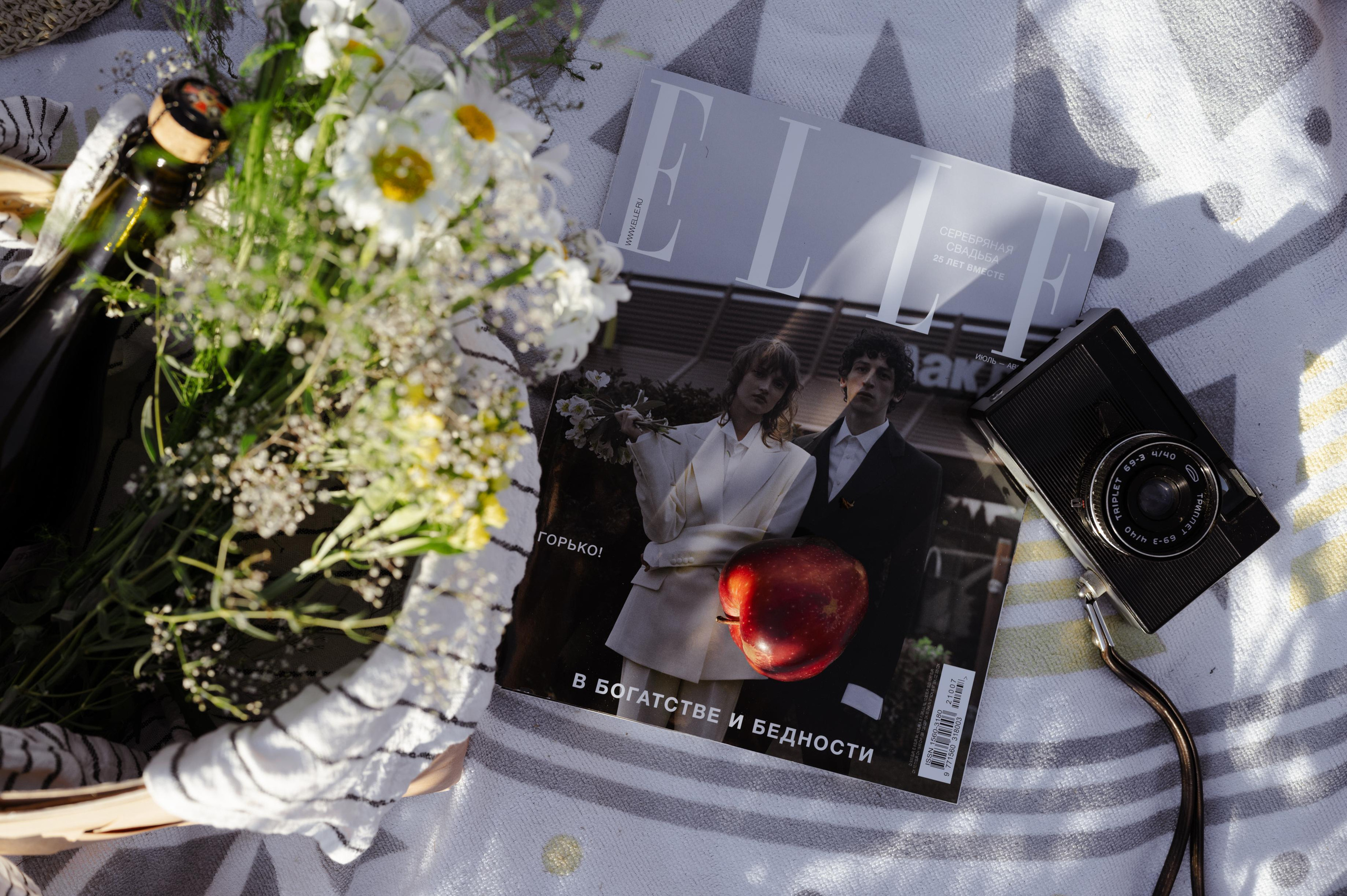 Фотопикник в пшеничном поле. Свадебный фотограф Йошкар-Ола Казань