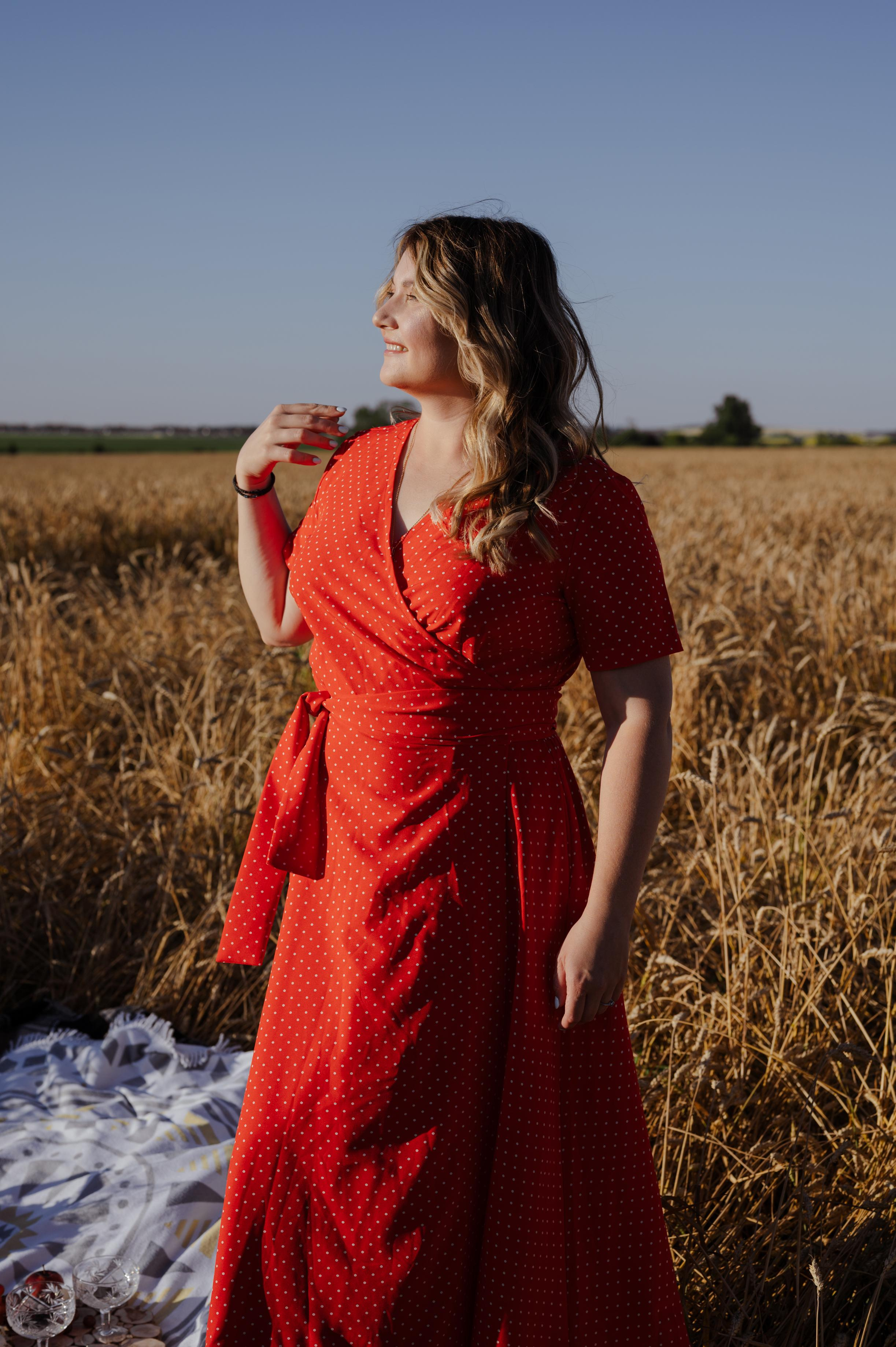 Фотопикник в пшеничном поле. Свадебный фотограф Йошкар-Ола Казань