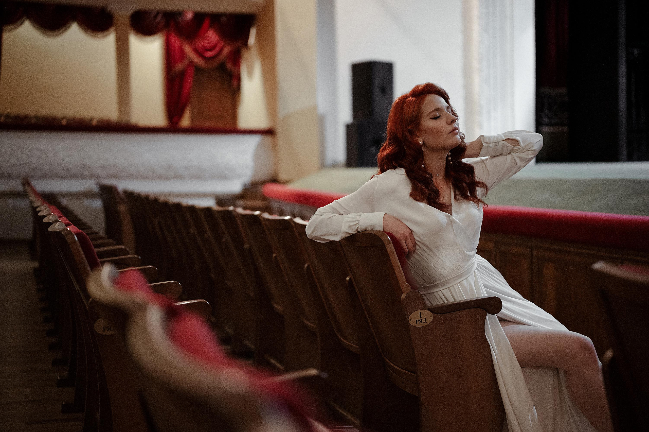 Индивидуальная фотосессия в театре. Свадебный фотограф Йошкар-Ола Казань