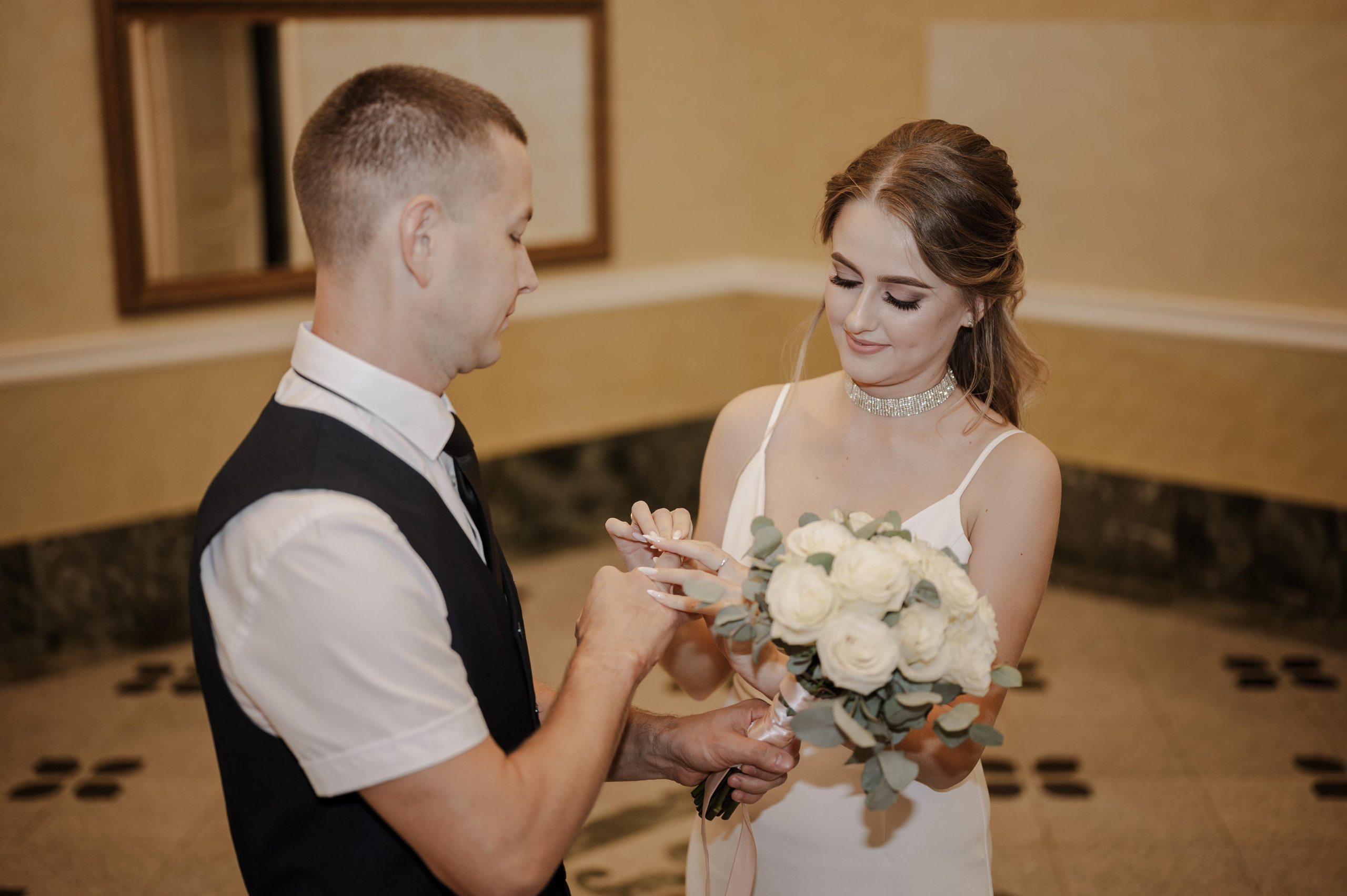 Свадебная фотопрогулка Марины и Романа. Свадебный фотограф Йошкар-Ола Казань