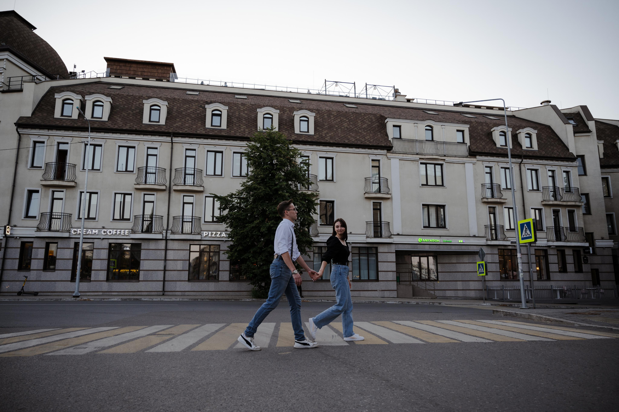 Фотопрогулка для Ксюши и Амира. Свадебный фотограф Йошкар-Ола Казань