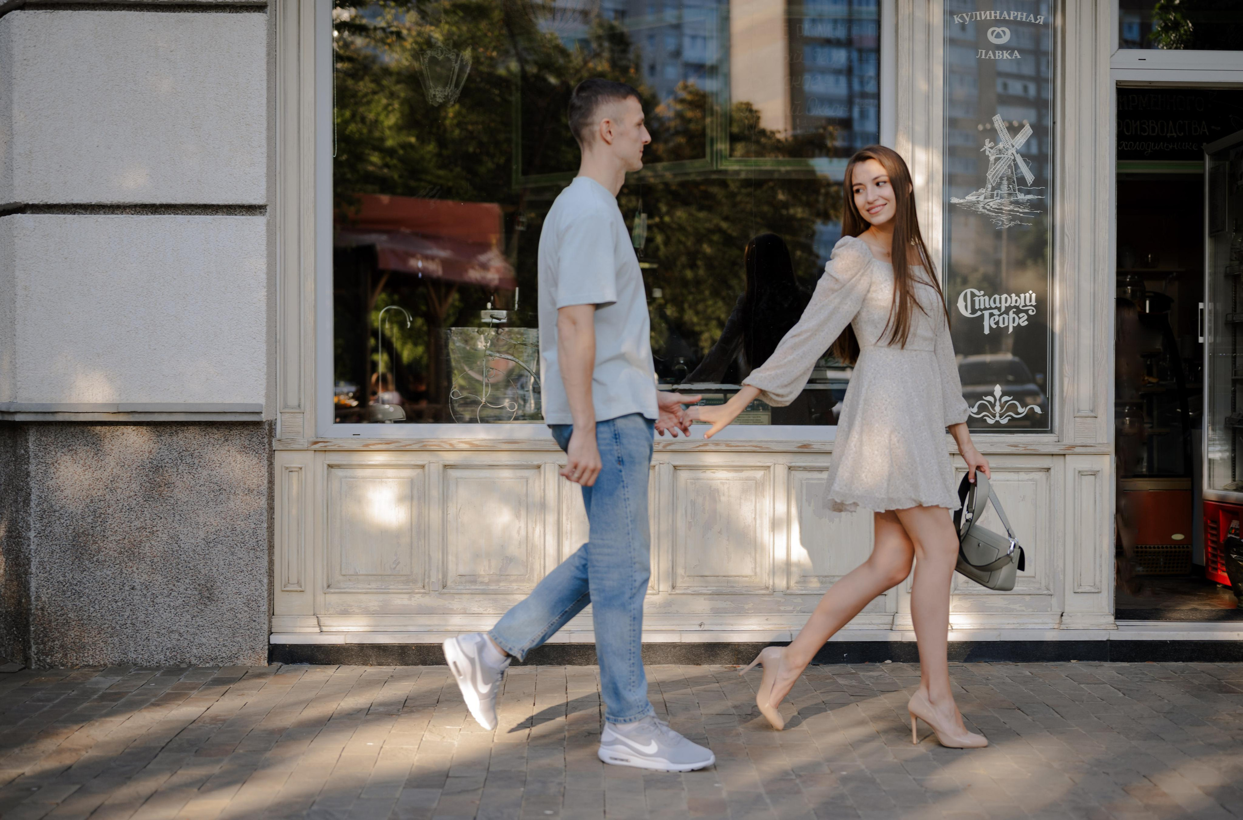 Фотопрогулка Алины и Лёши. Свадебный фотограф Йошкар-Ола Казань