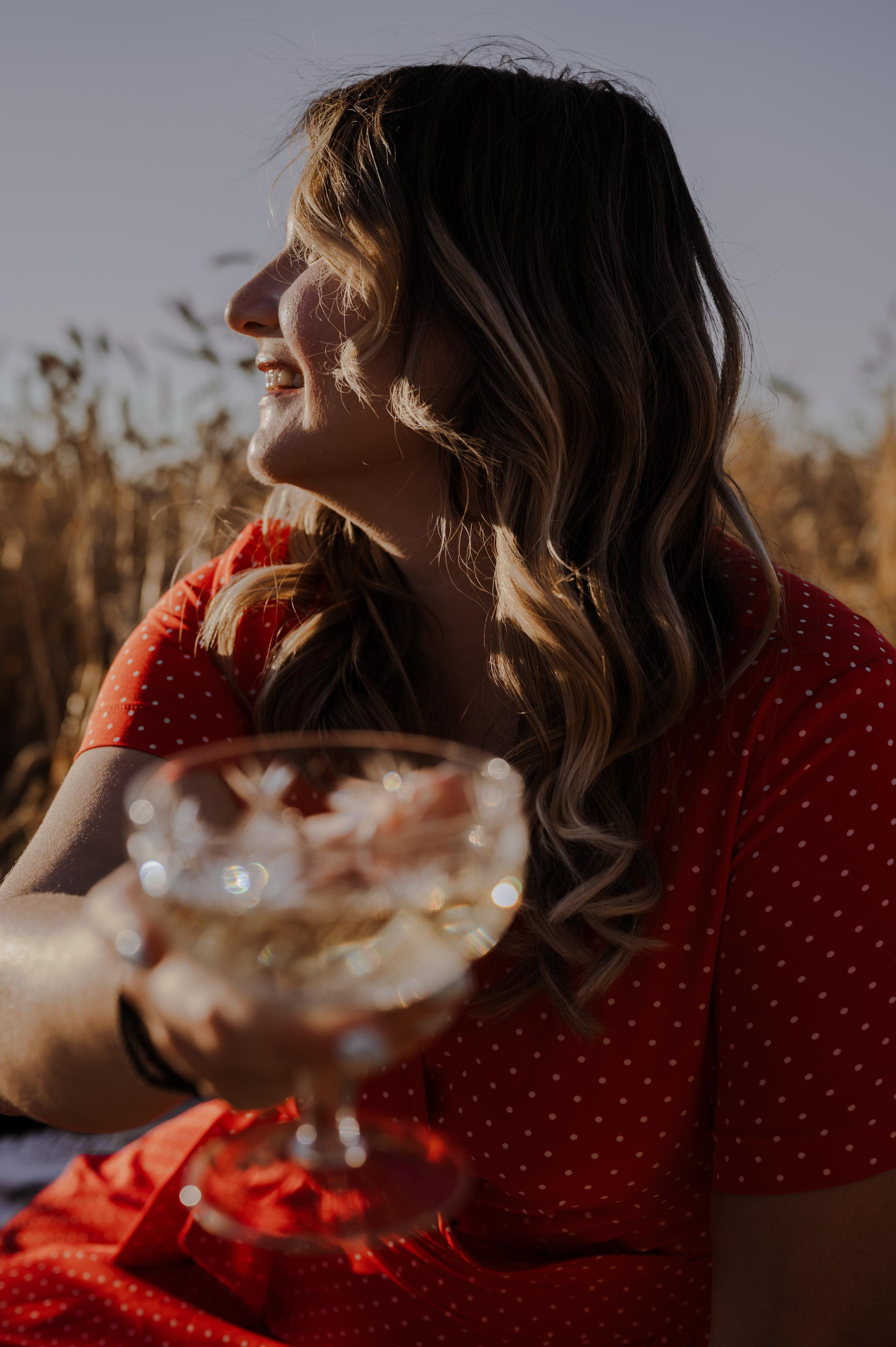 Фотопикник в пшеничном поле. Свадебный фотограф Йошкар-Ола Казань