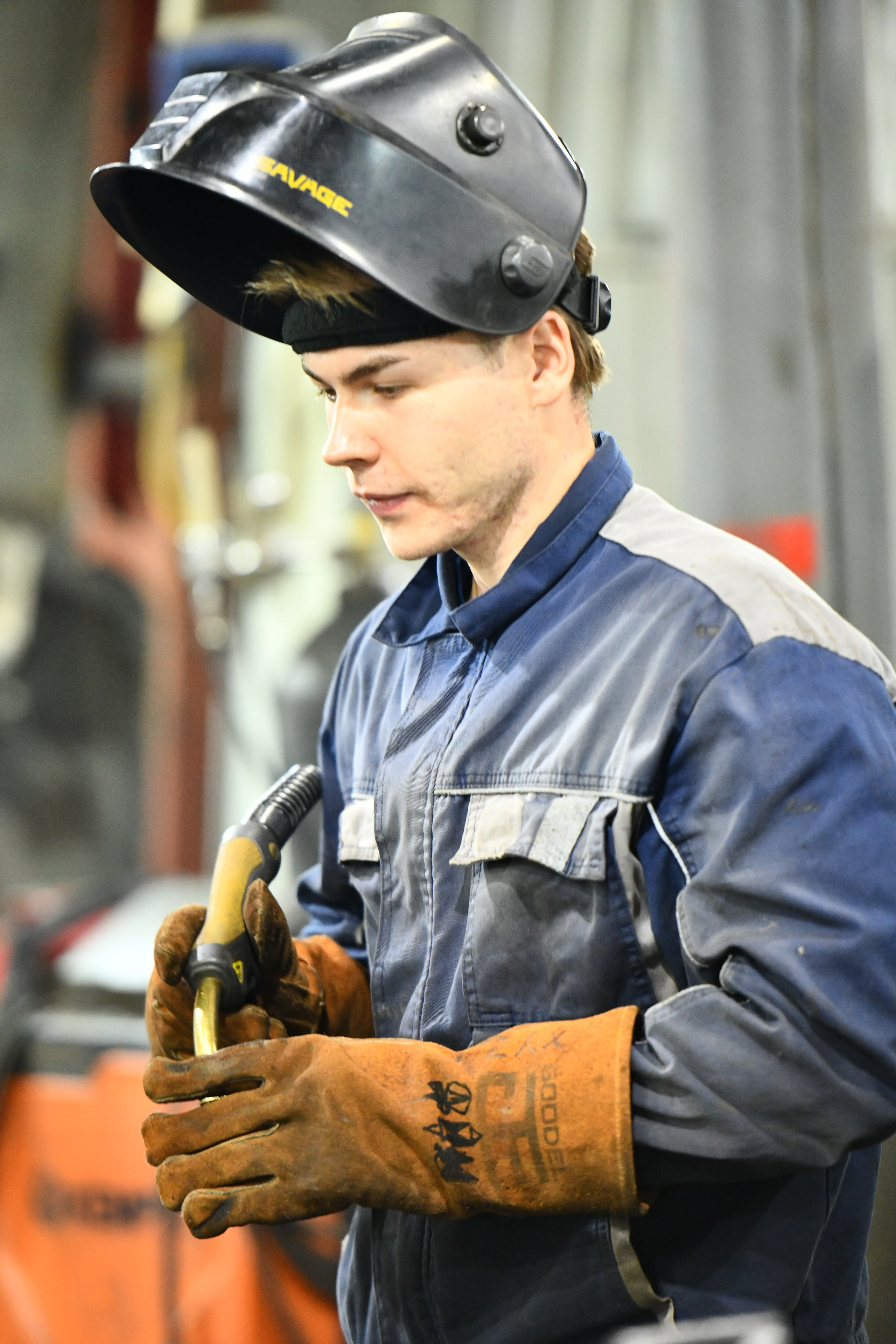 Репортаж с экскурсии на Завод ТРОМ. Репортажный и семейный фотограф — Шелихов Сергей