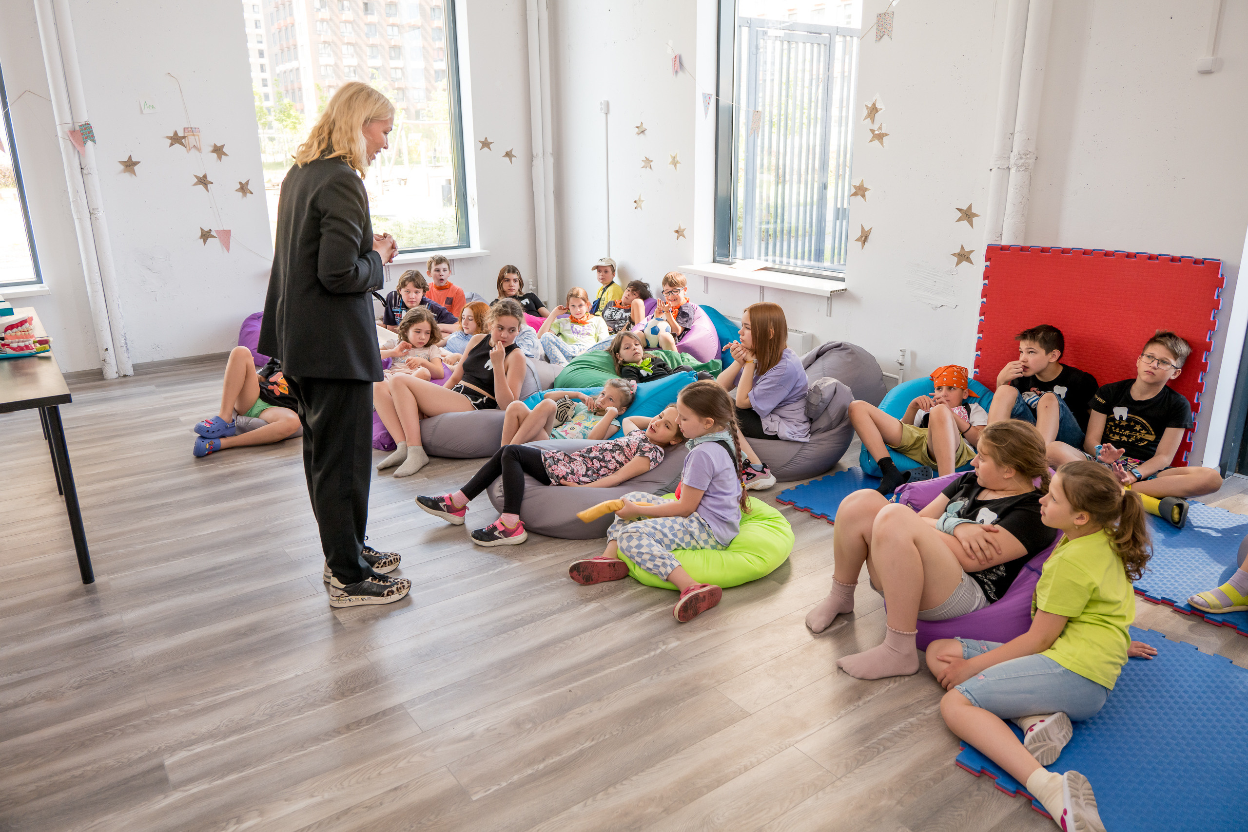 Smart School. ByGreen.org — Cosplay photo and video with love