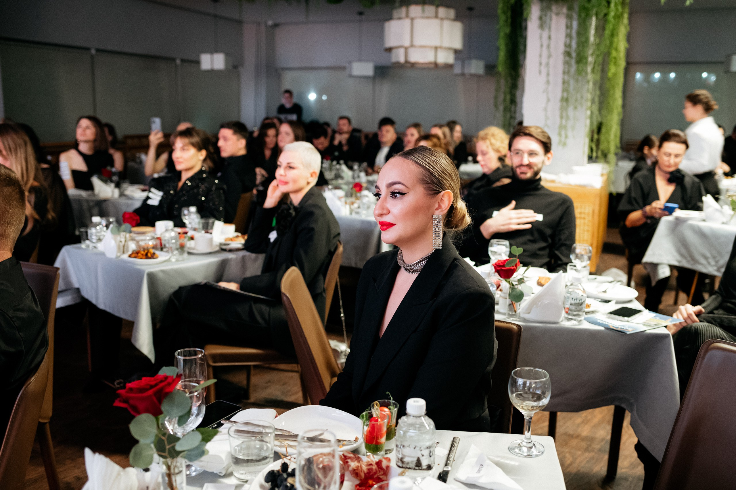 ЛИЦА.DV. СВОИ. ФОТООТЧЕТЫ-СОБЫТИЯ-МЕСТА