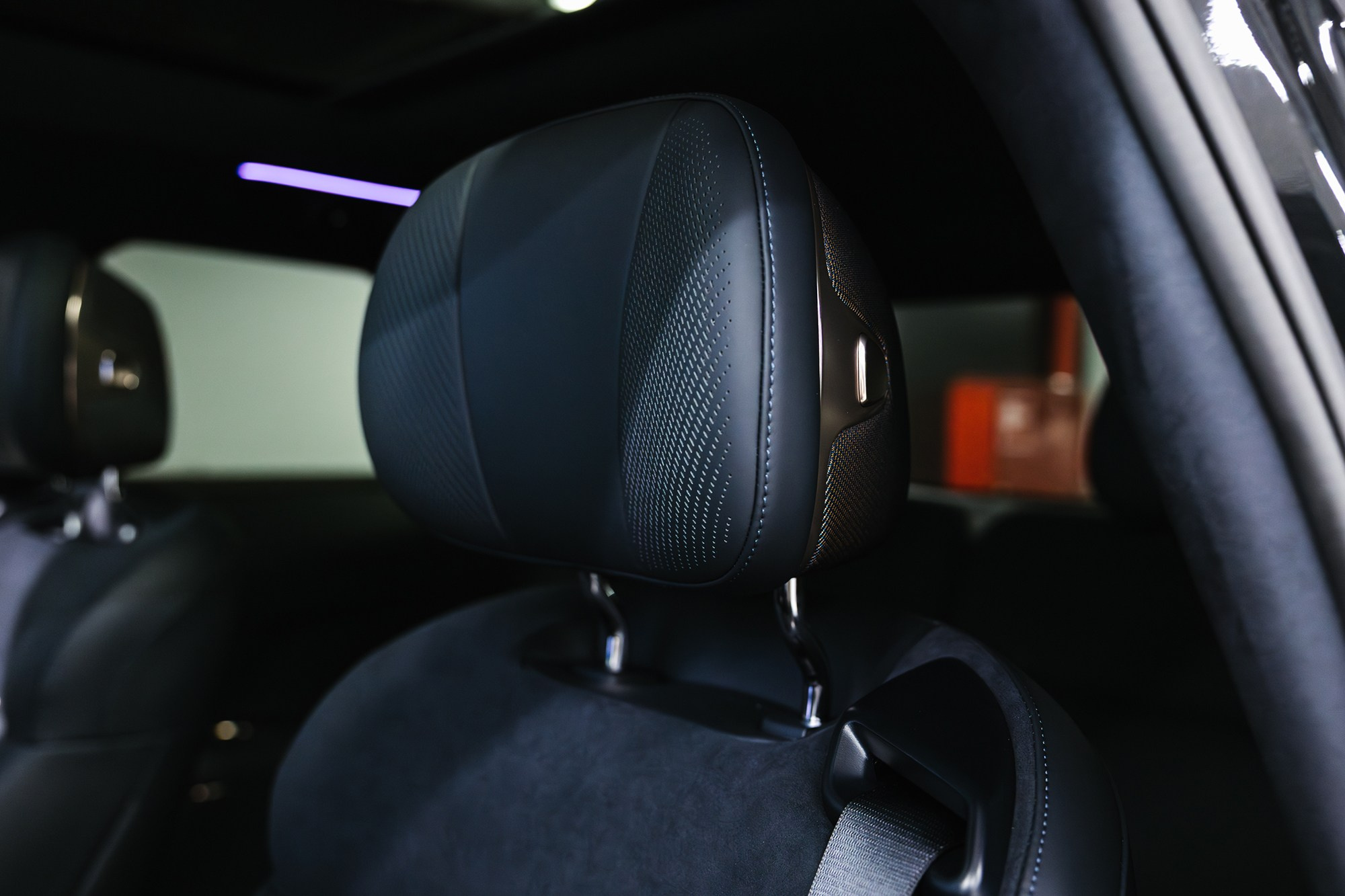 Lynk & Co 900 Ultra 2,0hyb 4WD AT (734 л. с.). Автосалон «Х-Авто»